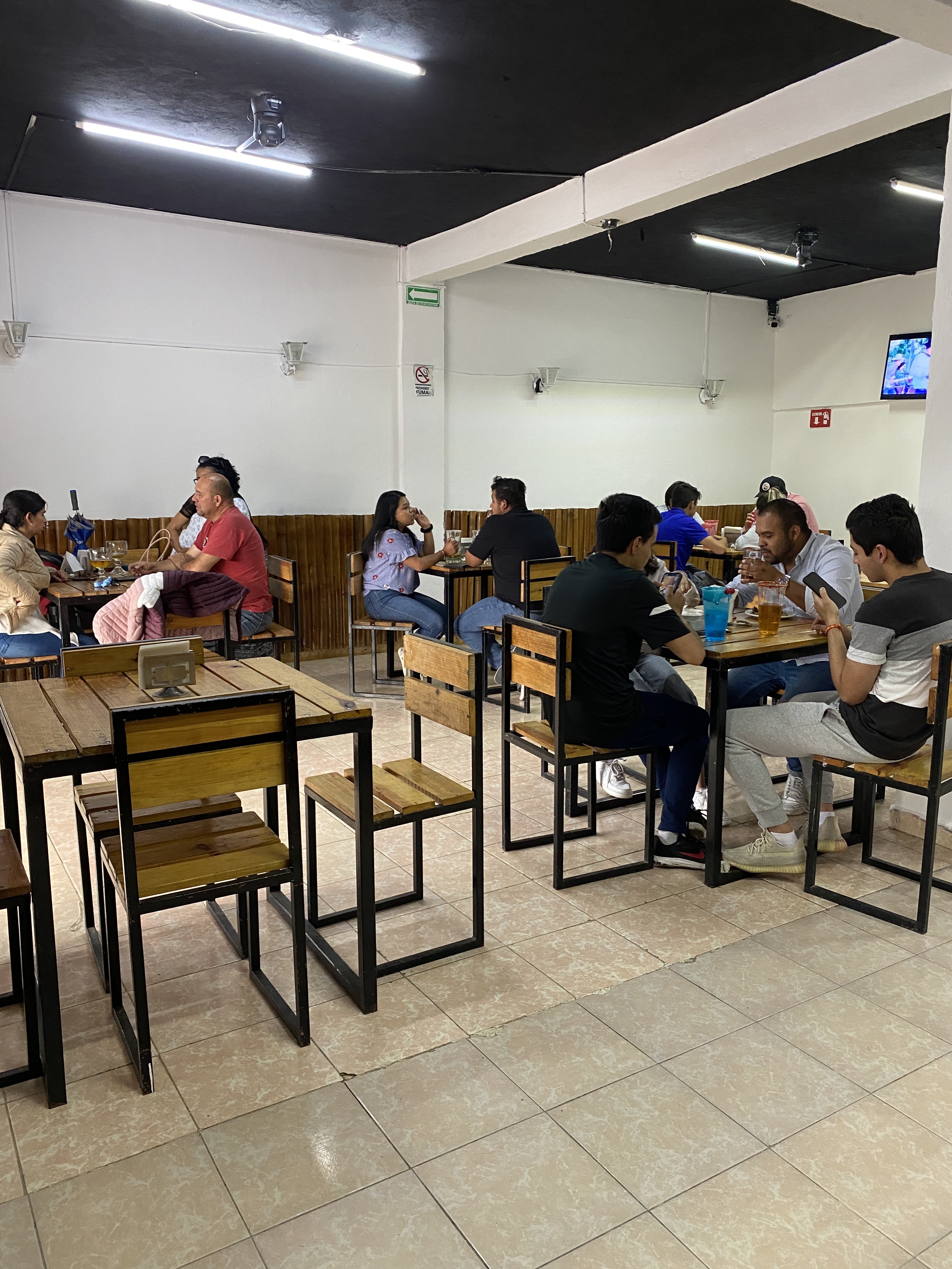 Cruderia Los Agaves y Magic Drinks image 9