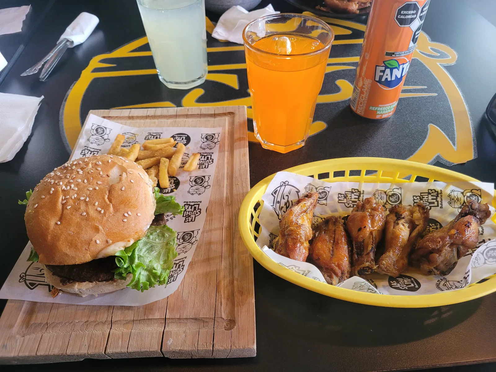 Las Sushilitas image 8