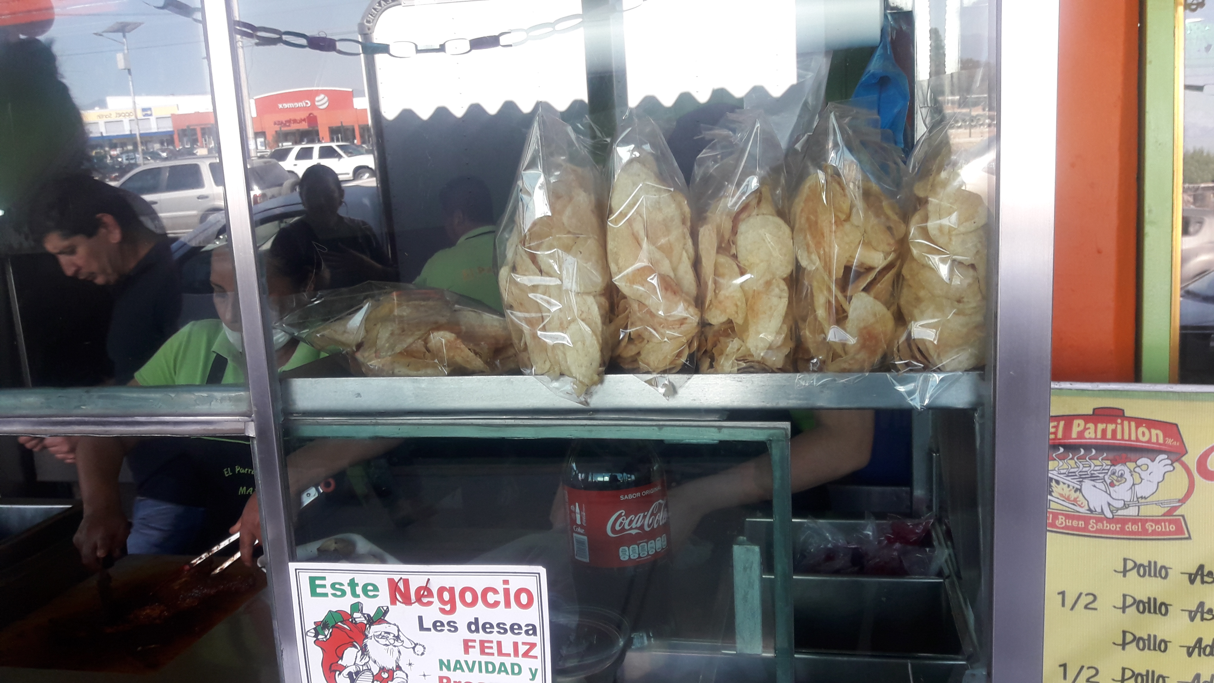 El Parrillón Max Pollos al Carbón image 10