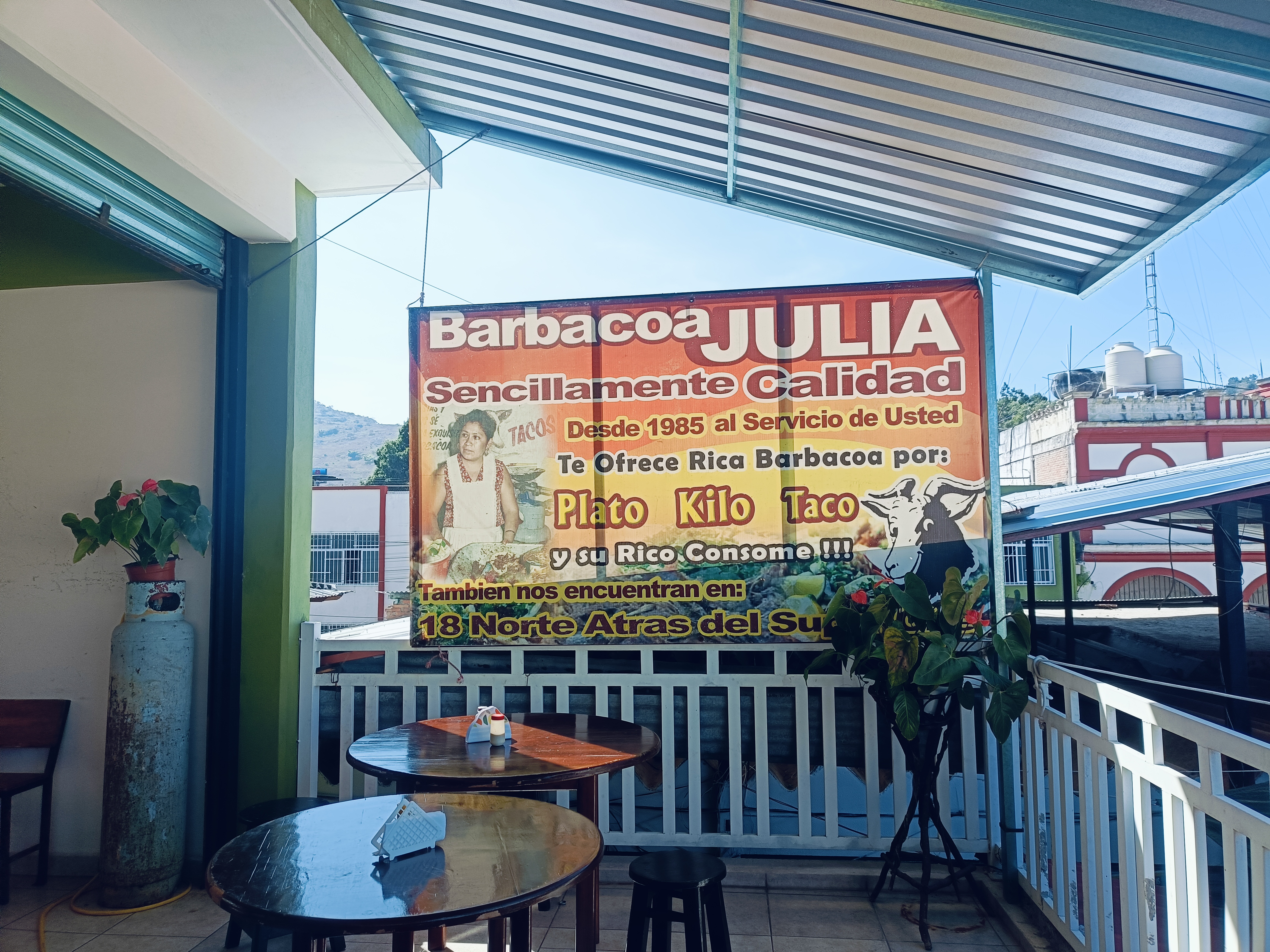 Barbacoa julia" sucursal mercado central image 1