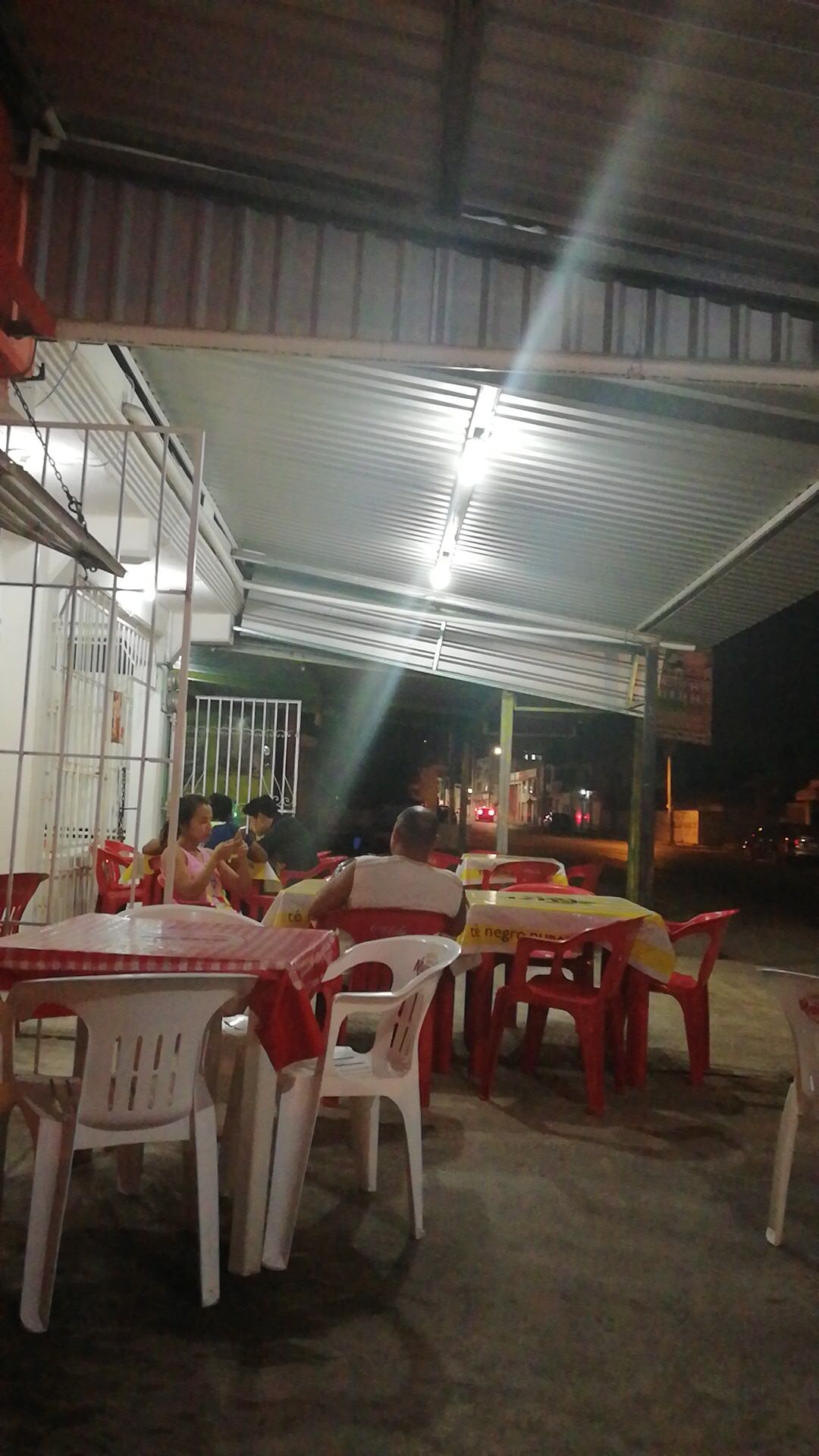 Pizzeria LA MEXICANA image 8