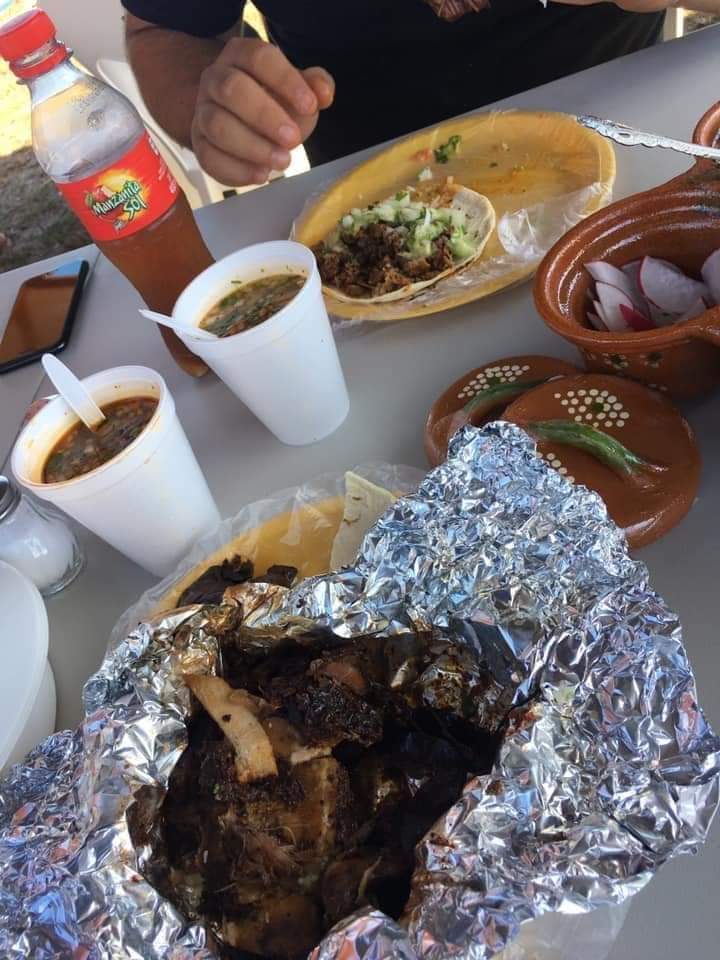 Mixiotes y barbacoa "linaldi" image 2