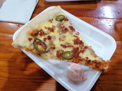 Rin Rin Pizzas image 3