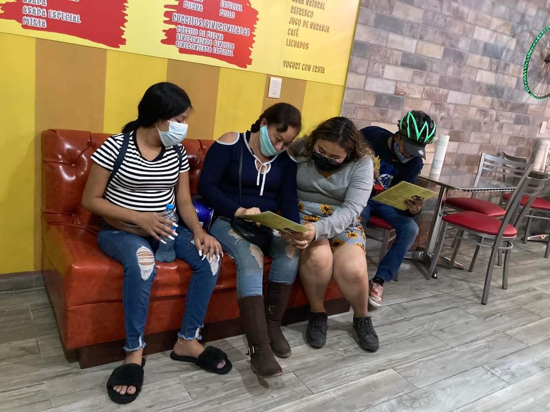 Torteria Tres Hermanas image 5