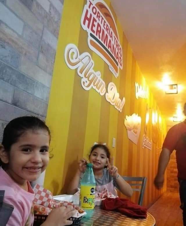 Torteria Tres Hermanas image 10