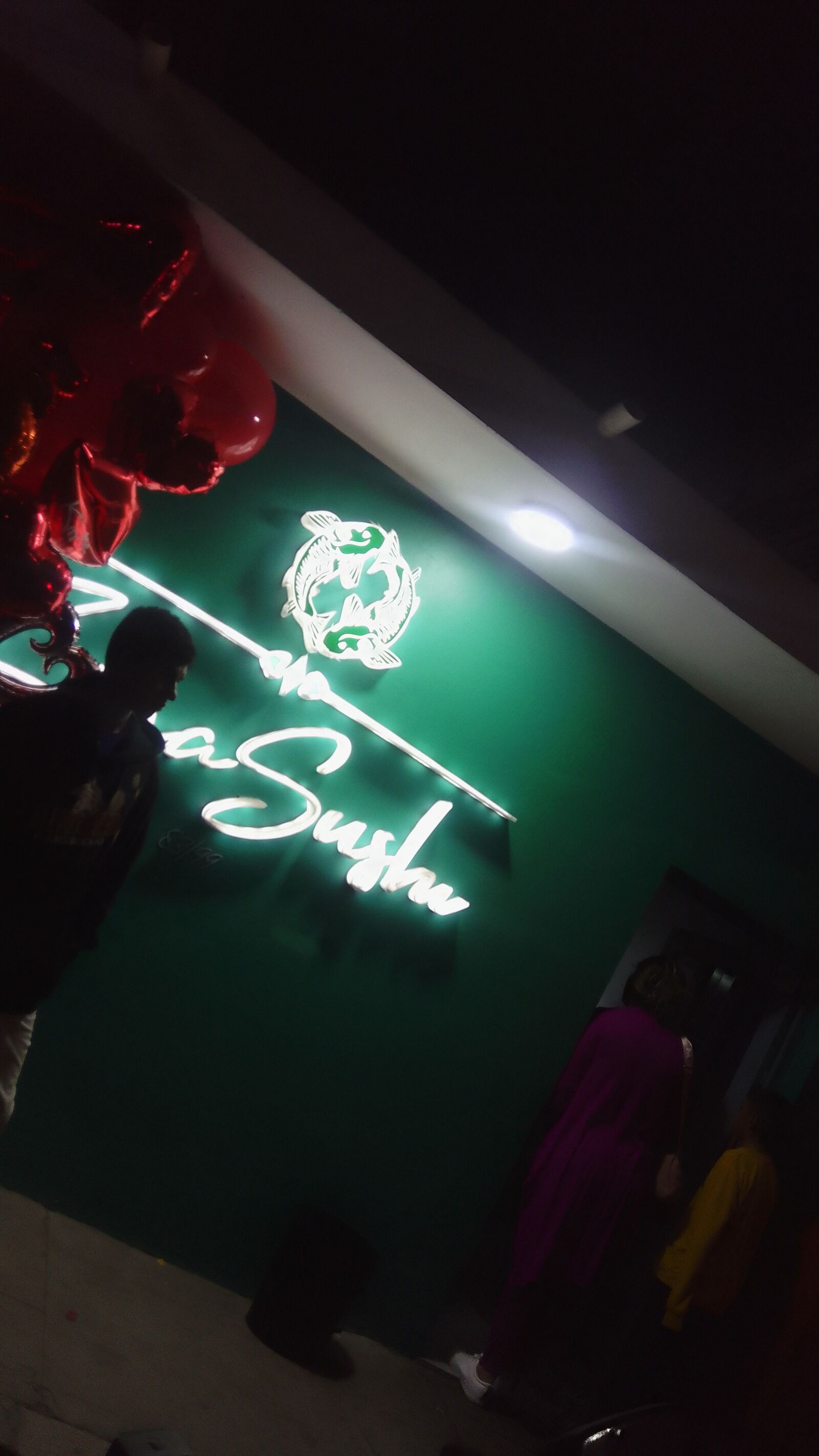 Zona Sushi 83/99 image 9