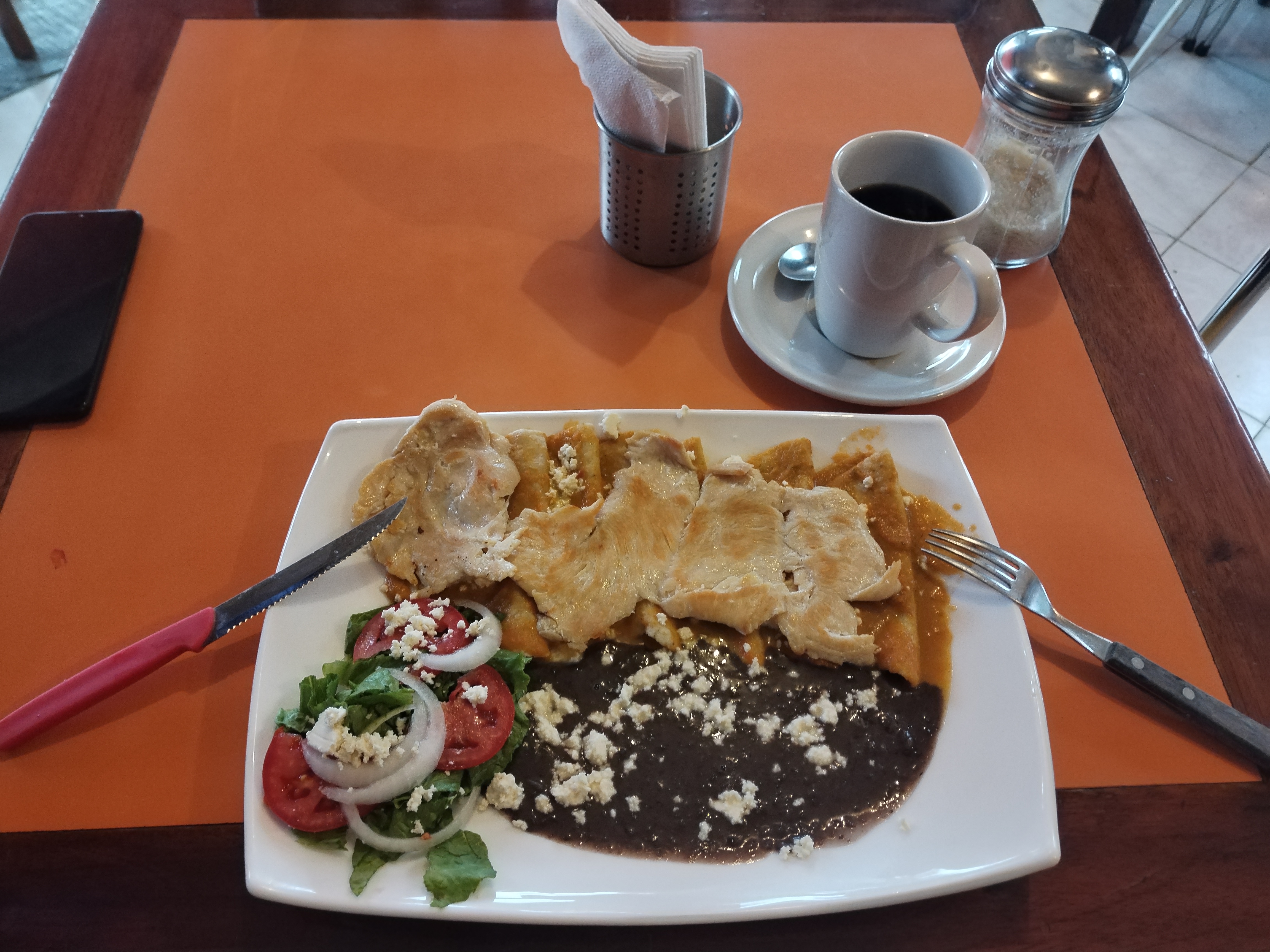 Cafeteria La Fuente Suc.Terminal image 5