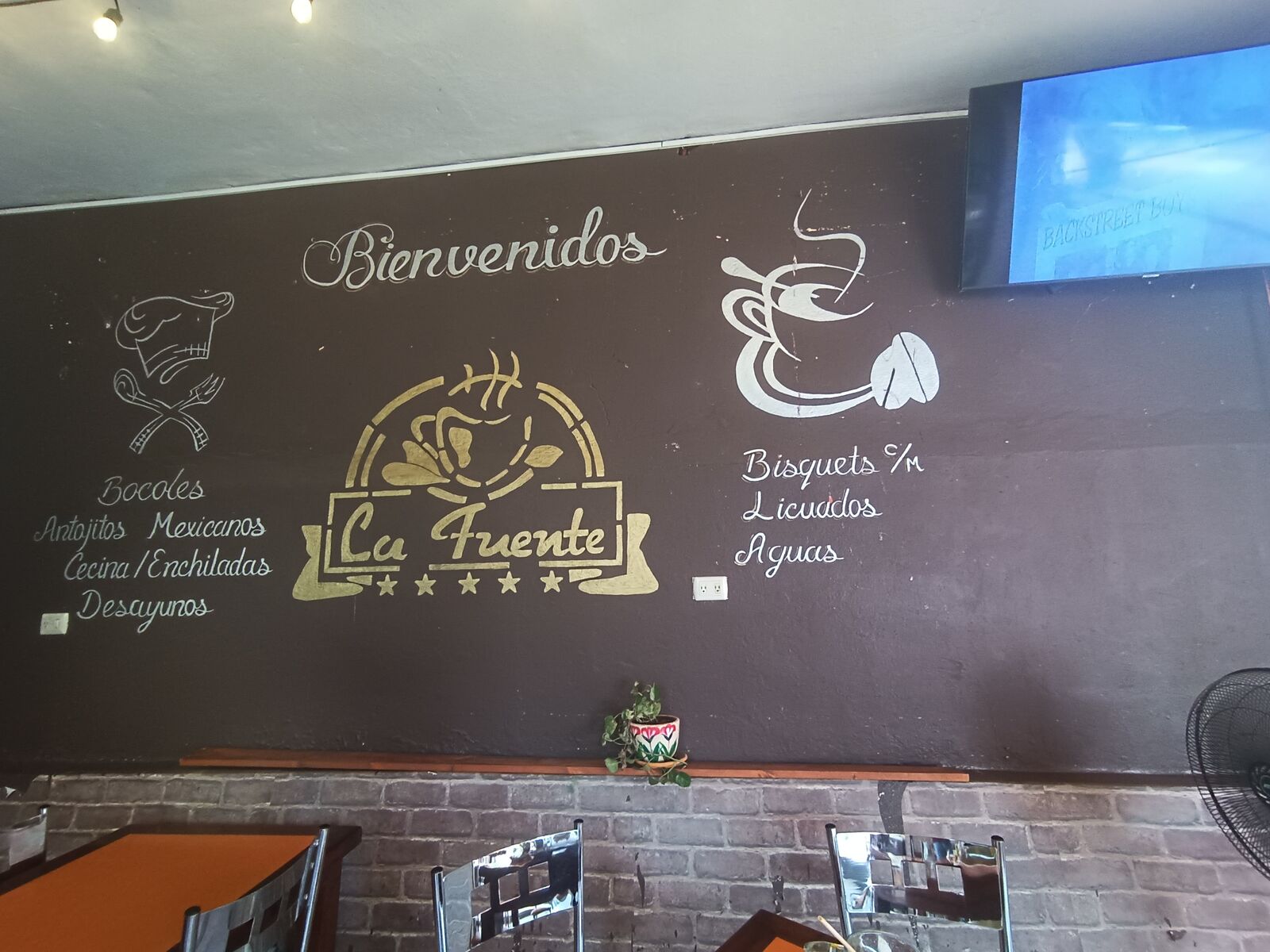Cafeteria La Fuente Suc.Terminal image 6