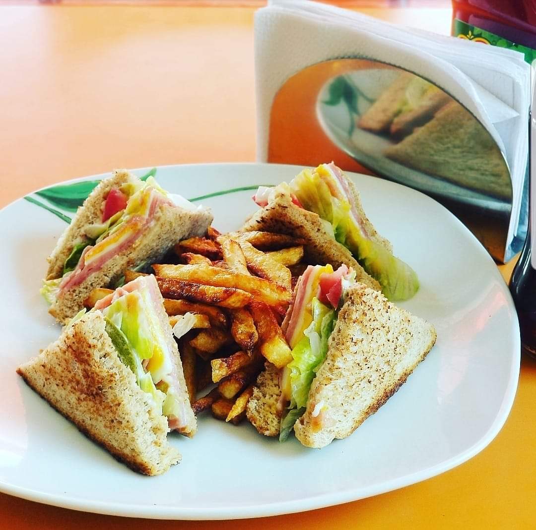 Cafeteria La Fuente Suc.Terminal image 8