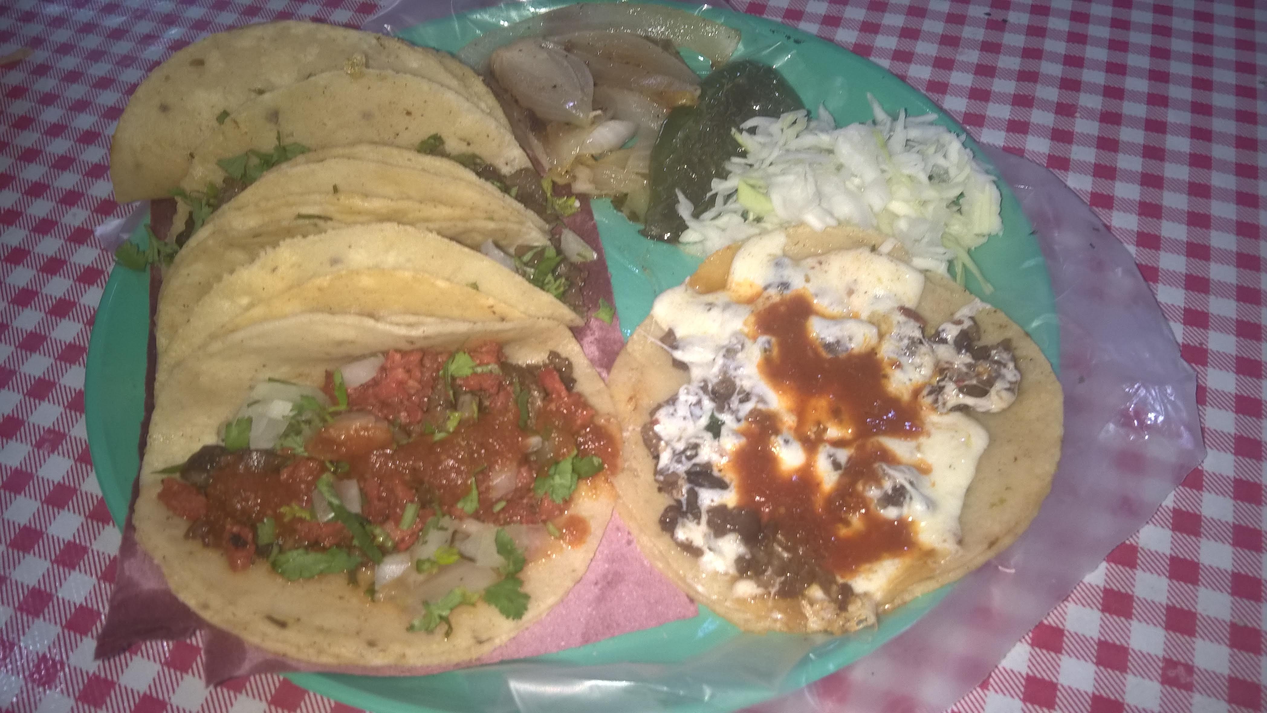 Taquería El buen sazón image 9