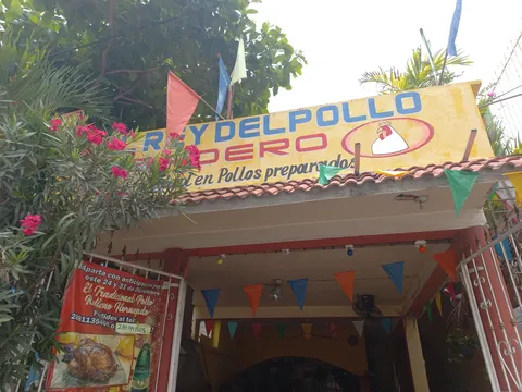 El Rey Del Pollo image 1
