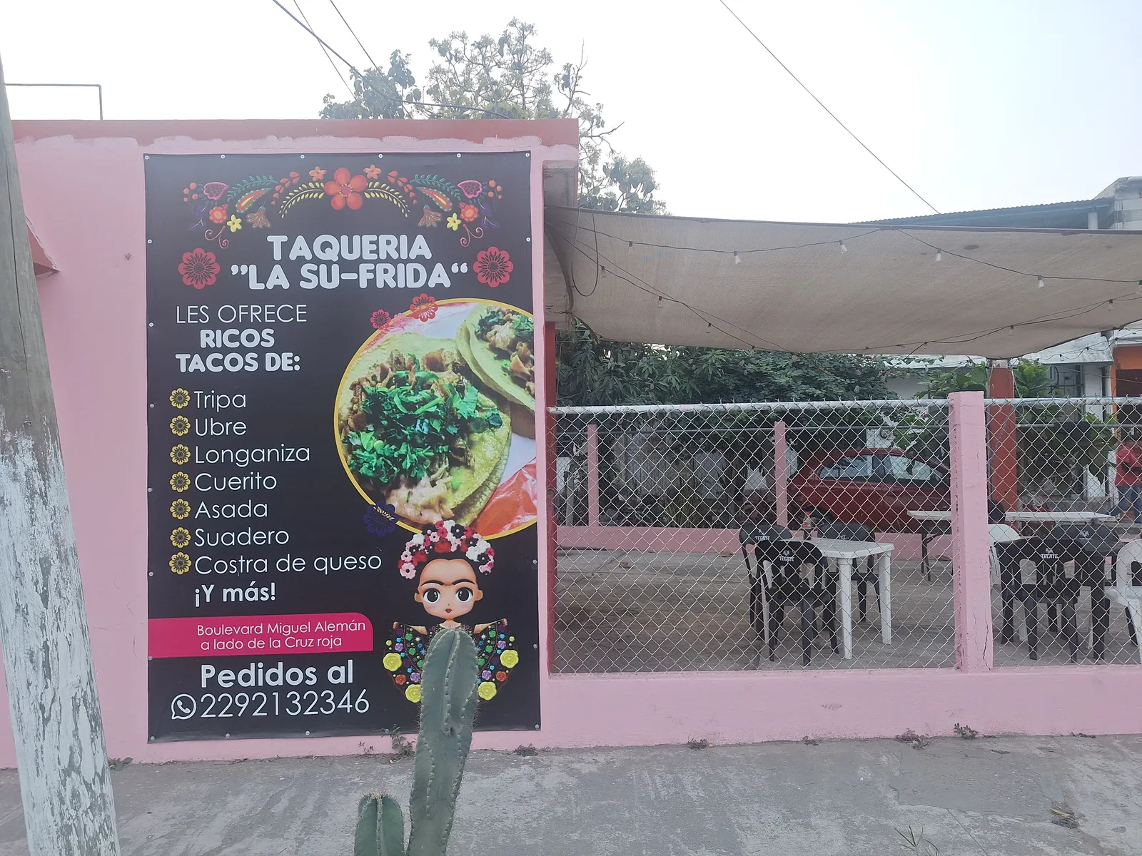 Taqueria la su-frida image 3
