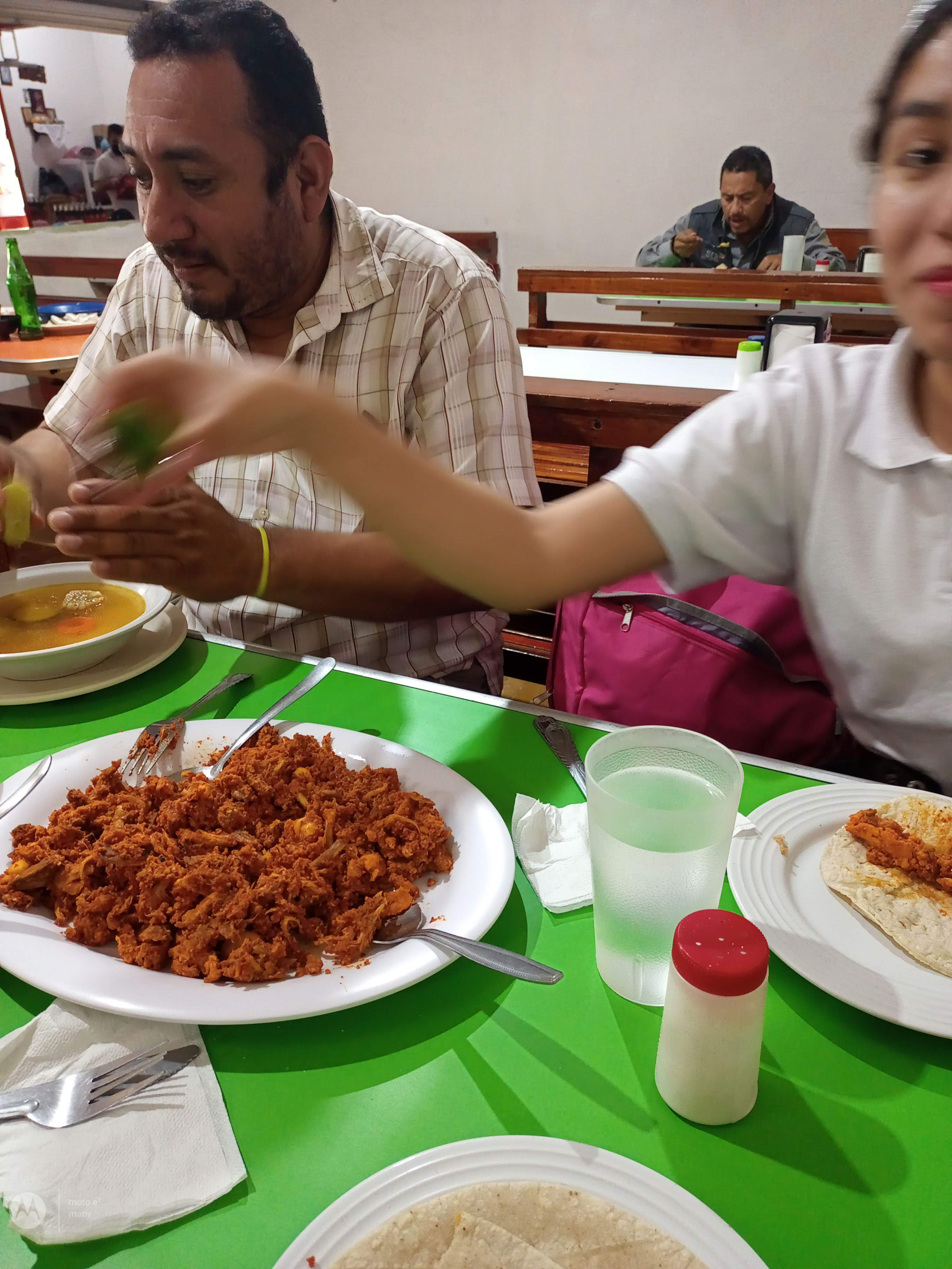 Fonda La Rivera image 1