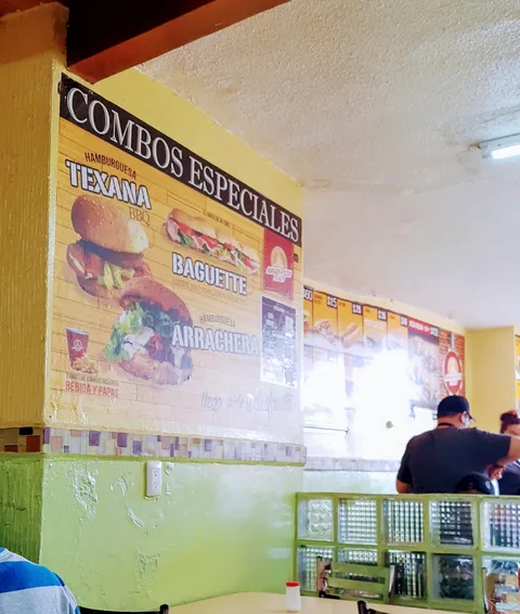 Burger Pizza Plaza image 4
