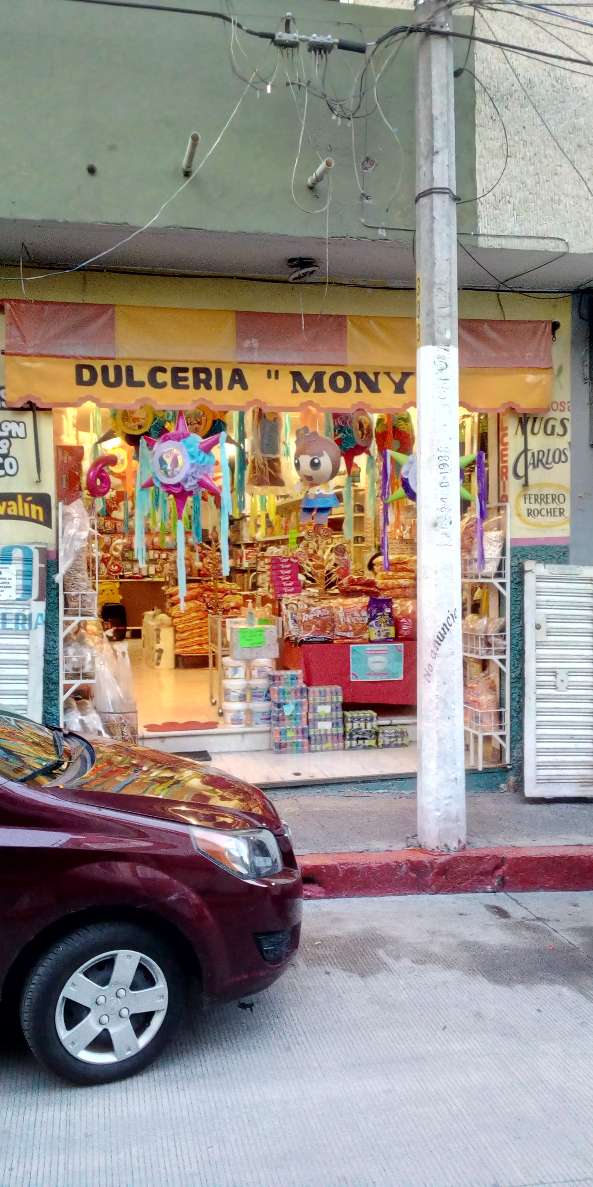 Dulceria Moni image 3