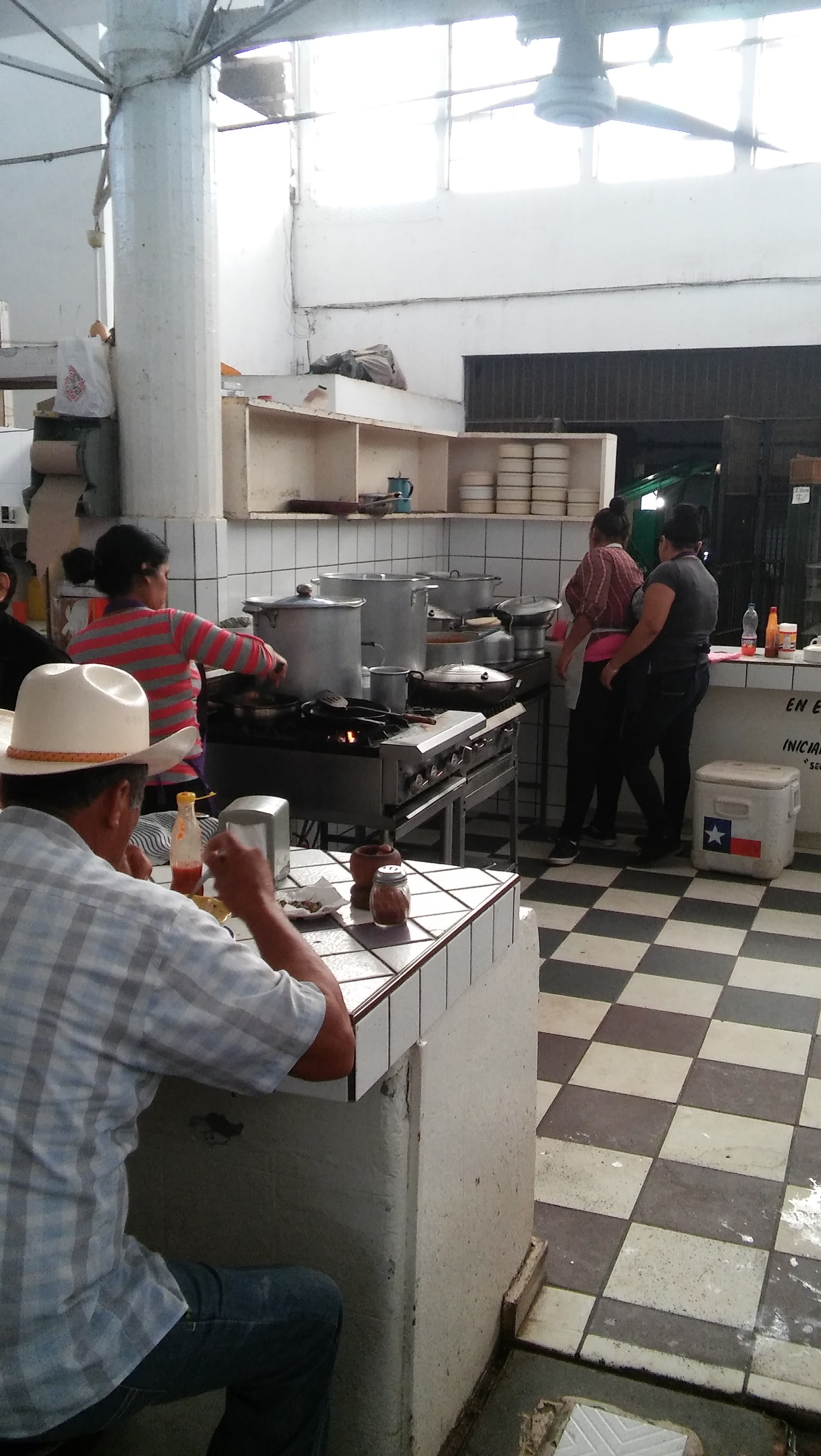 Aqui Es Con Cande image 3