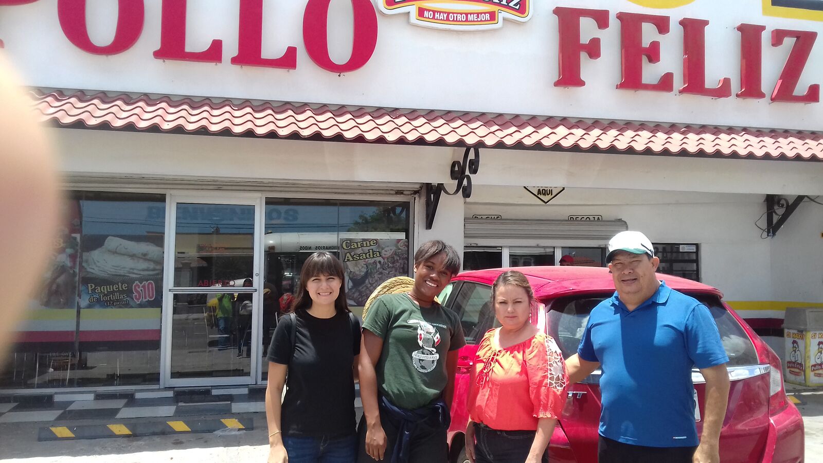 Pollo Feliz image 6