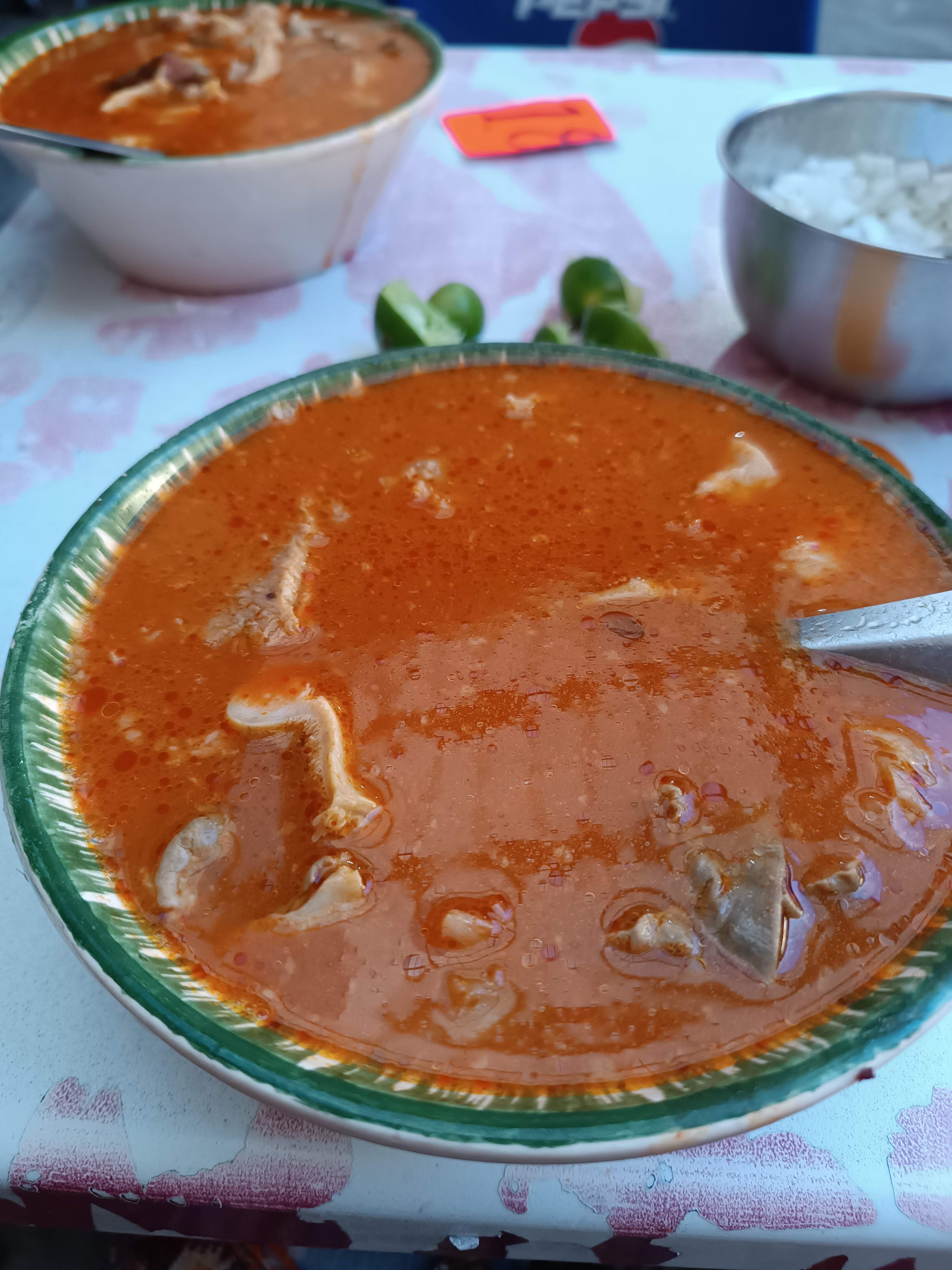 Menuderia Lucy image 2