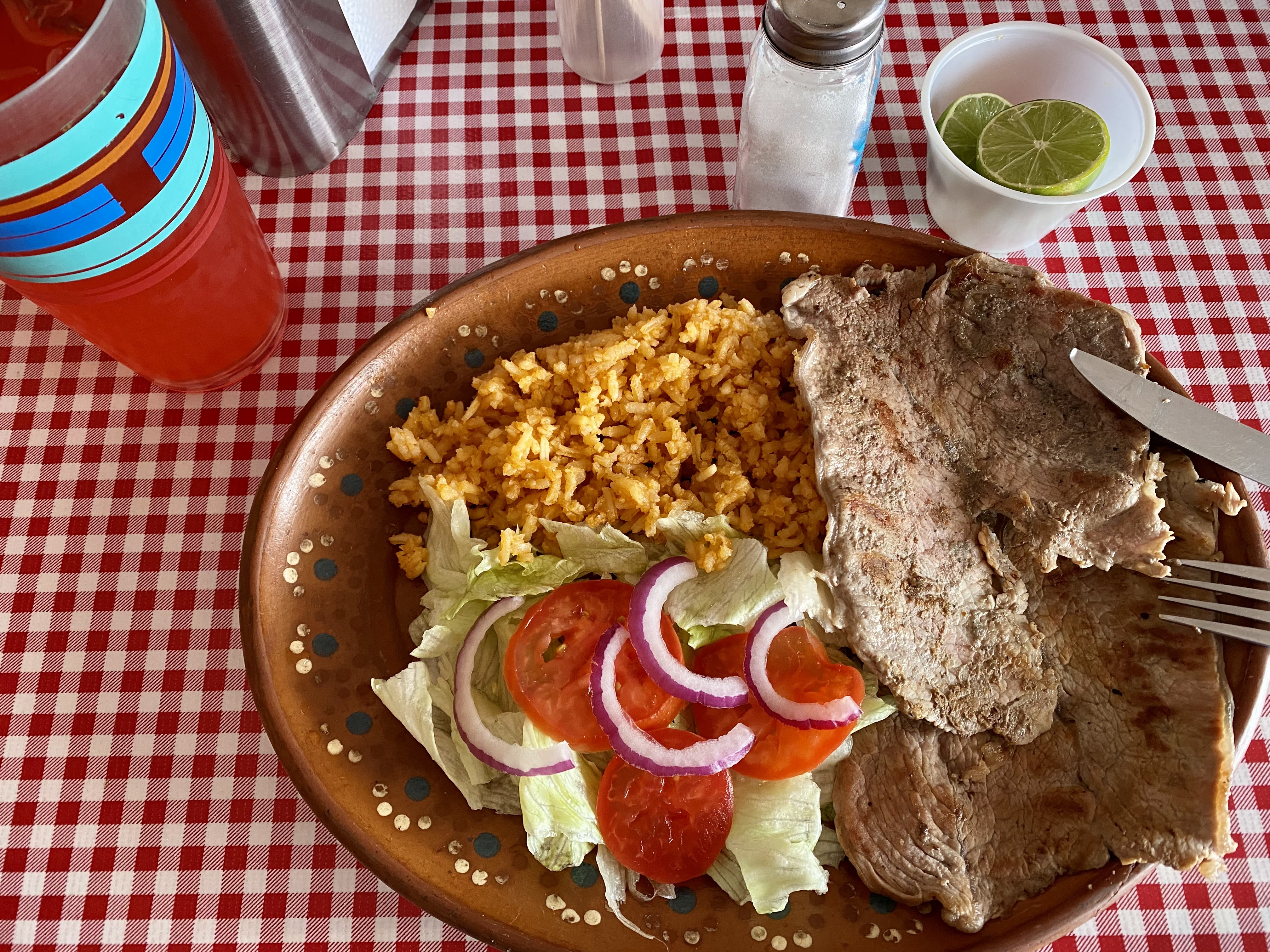 El Tomate y La Lechuga, Cocina Económica image 2