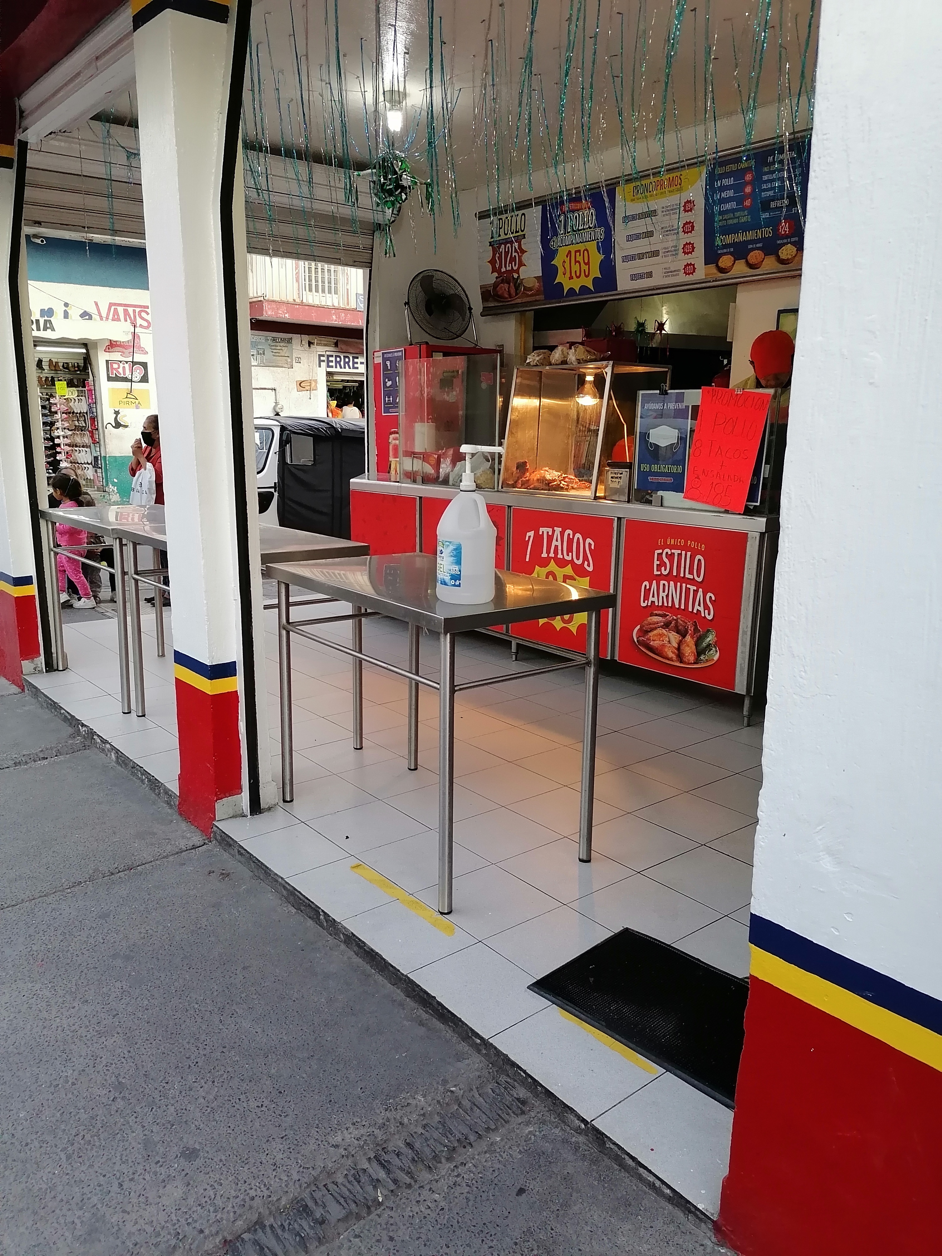 El Pollo Bronco image 3