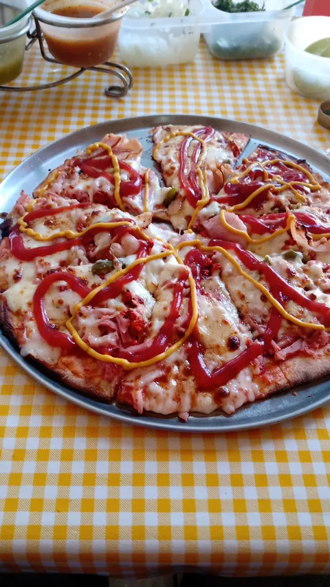 Javis pizza image 2