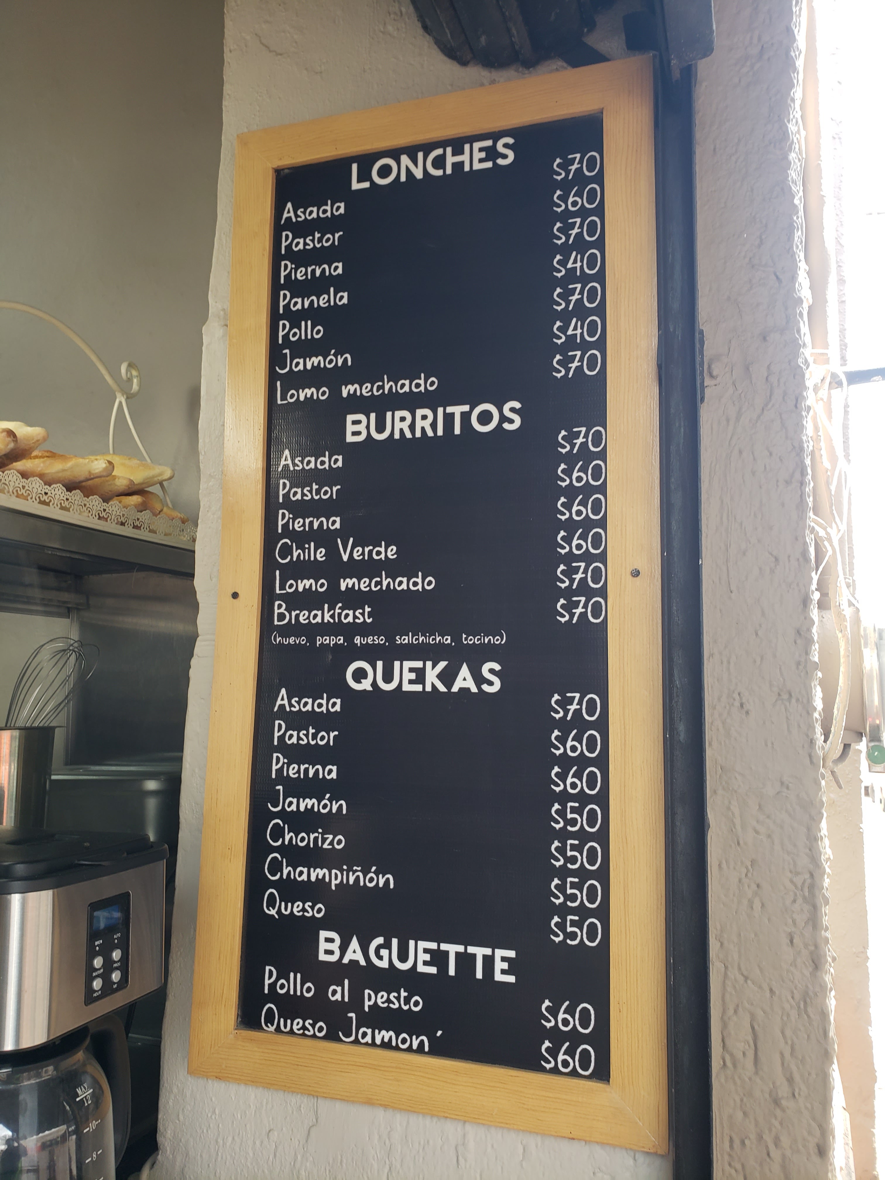 Loncheria Deli32 image 2