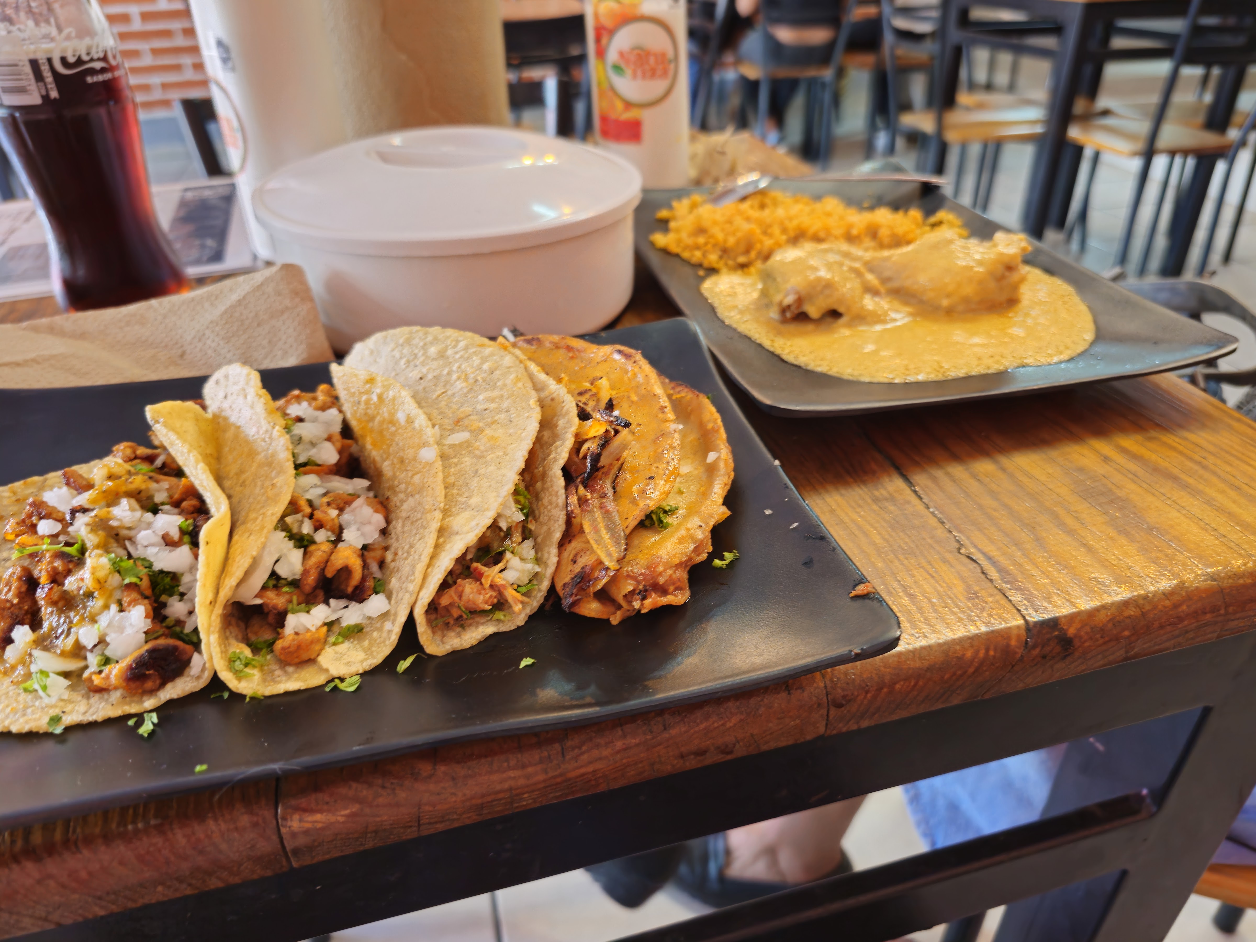 AUSALPADA Restaurante-Bar image 2