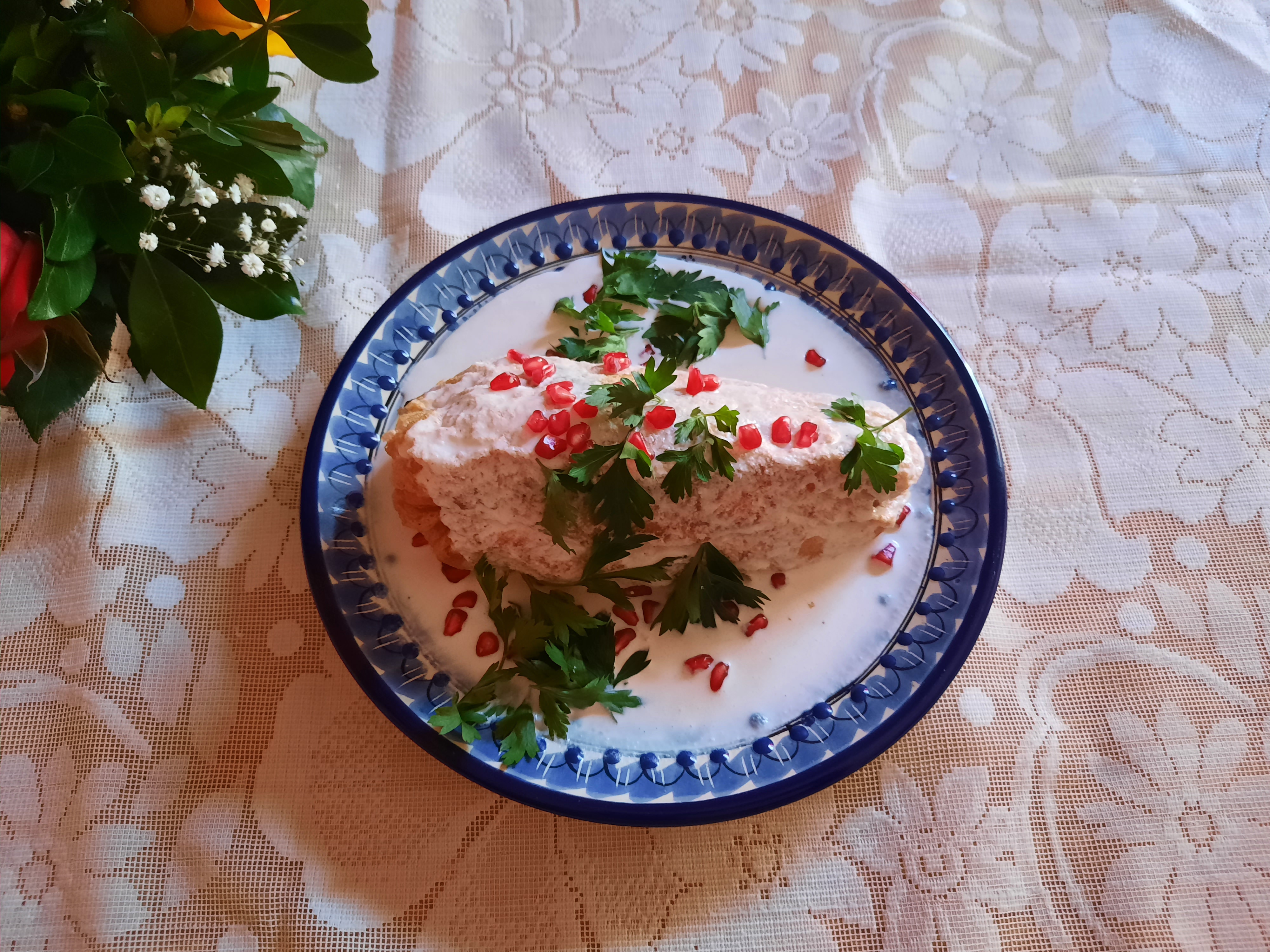 Chiles en Nogada Mamá Felichi image 2