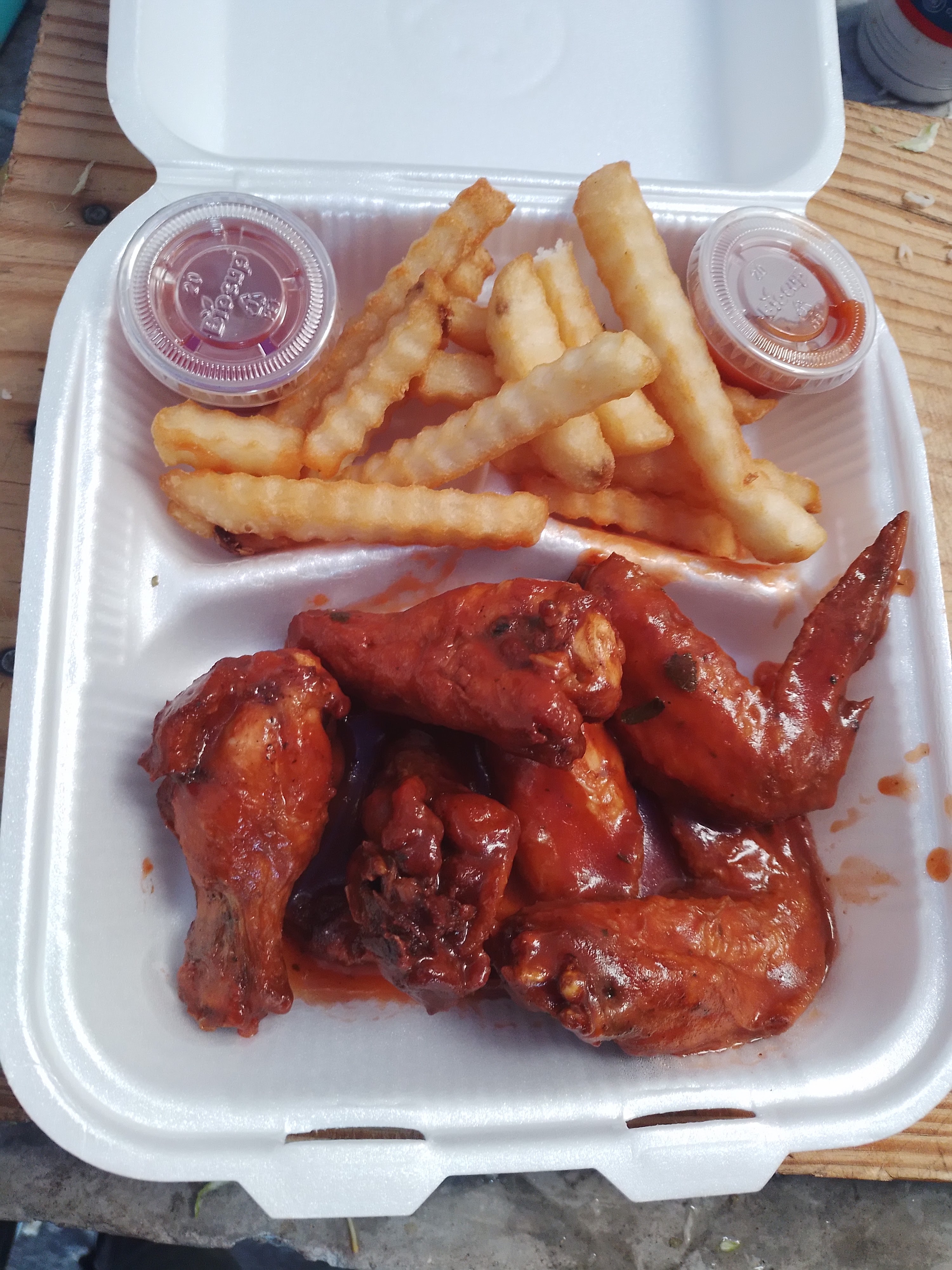 Delicious pizzas image 3