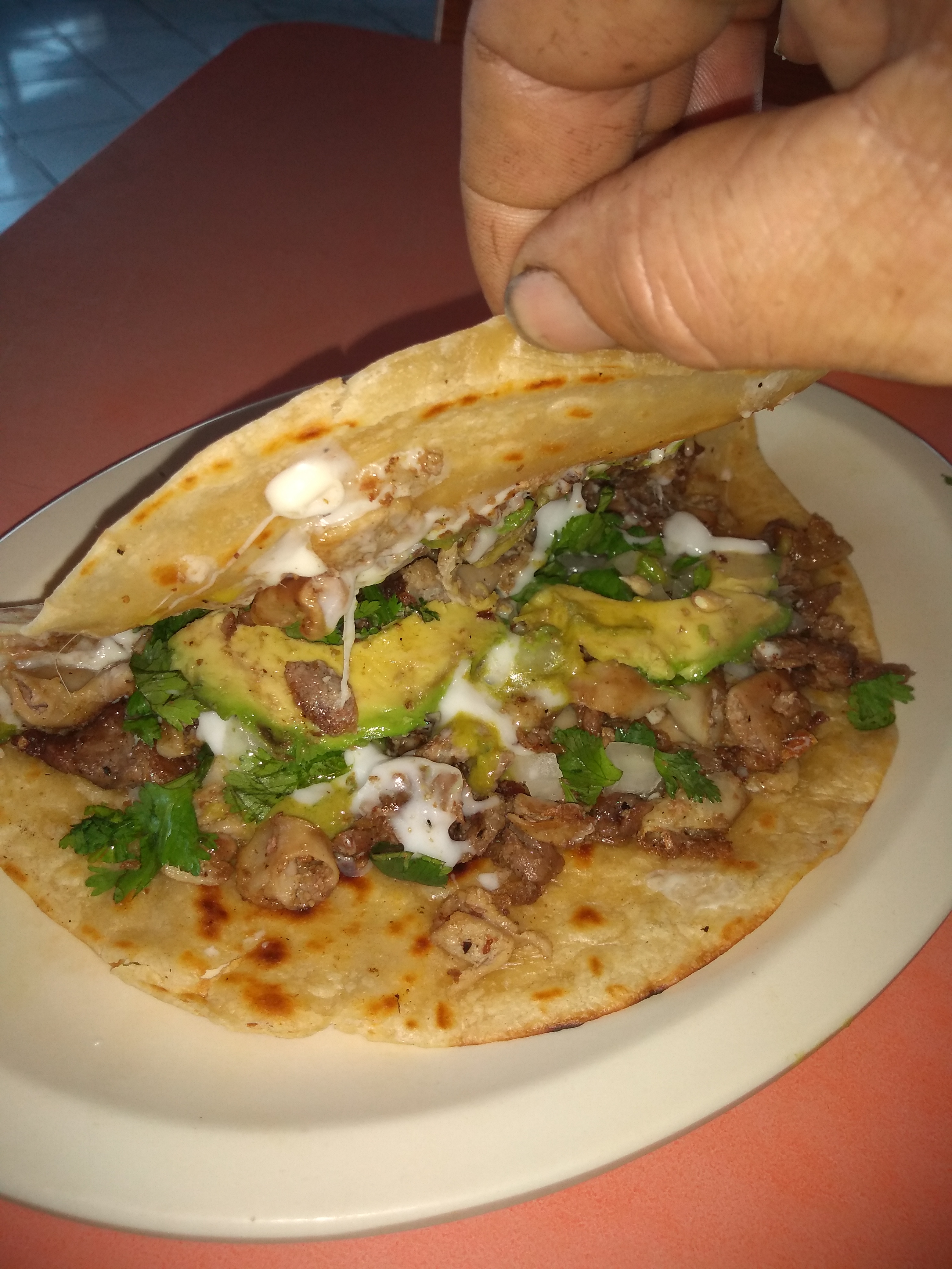 Tacos Y Carnes El Pariente image 4