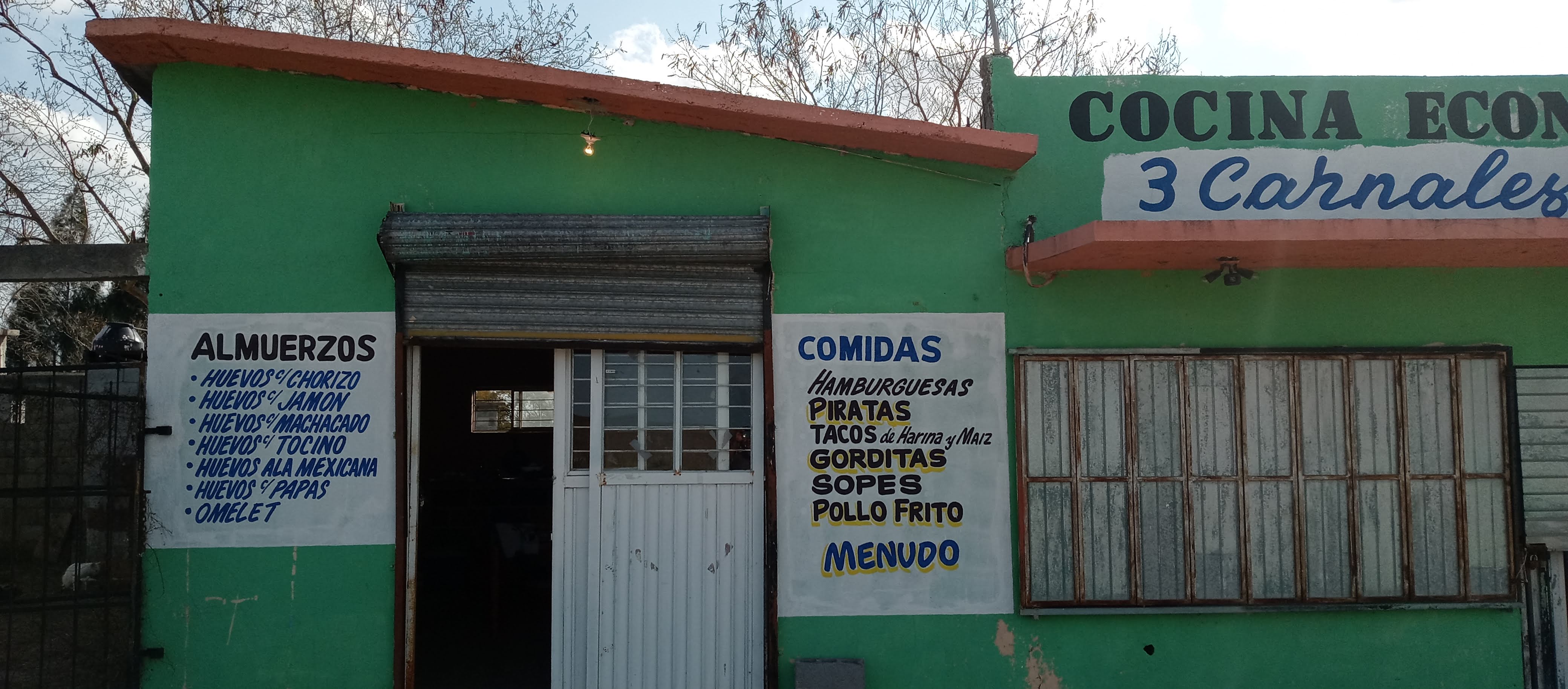 Cocina economica los 3 carnales image 6