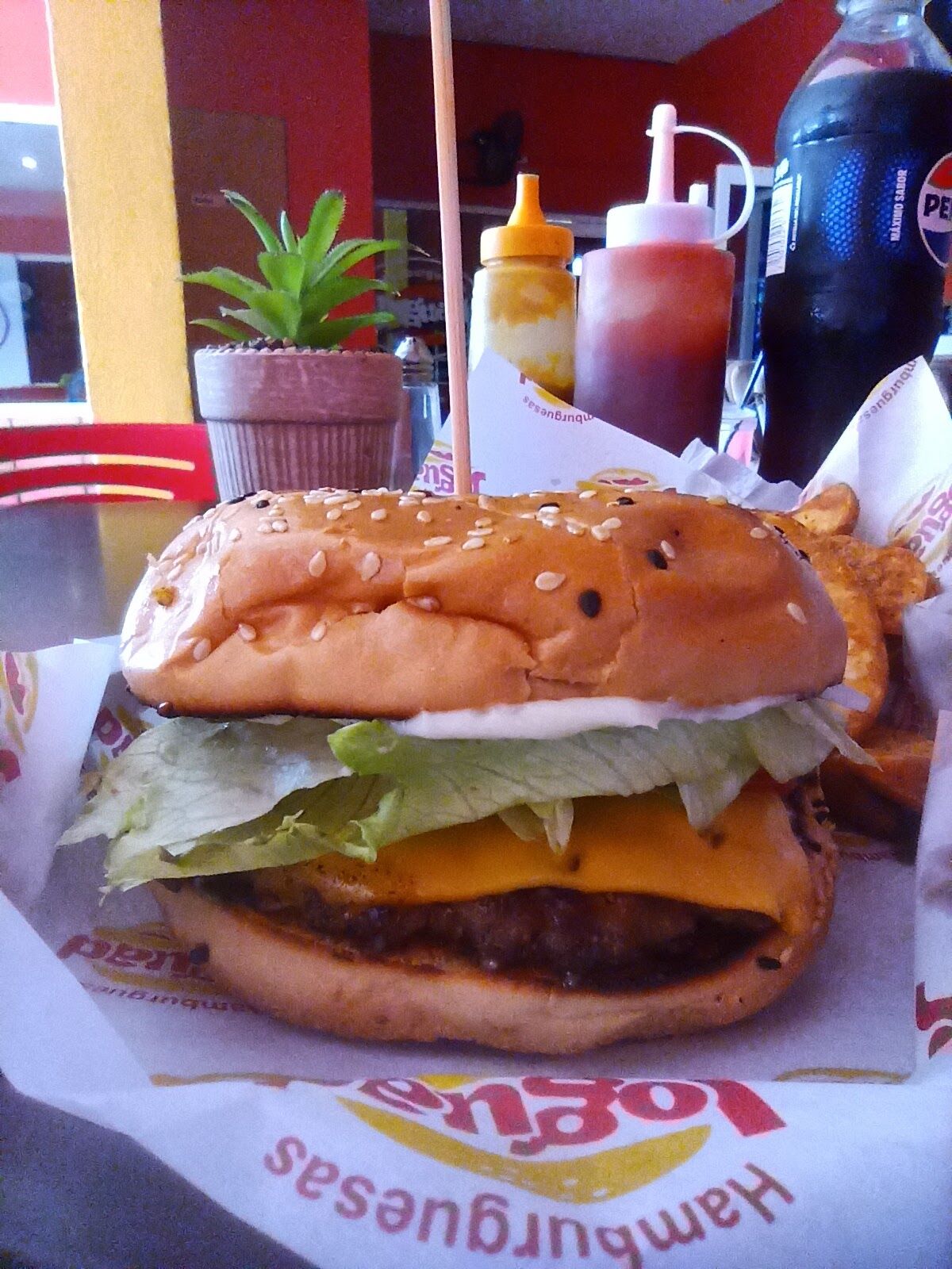 Joguad Hamburgesas image 9