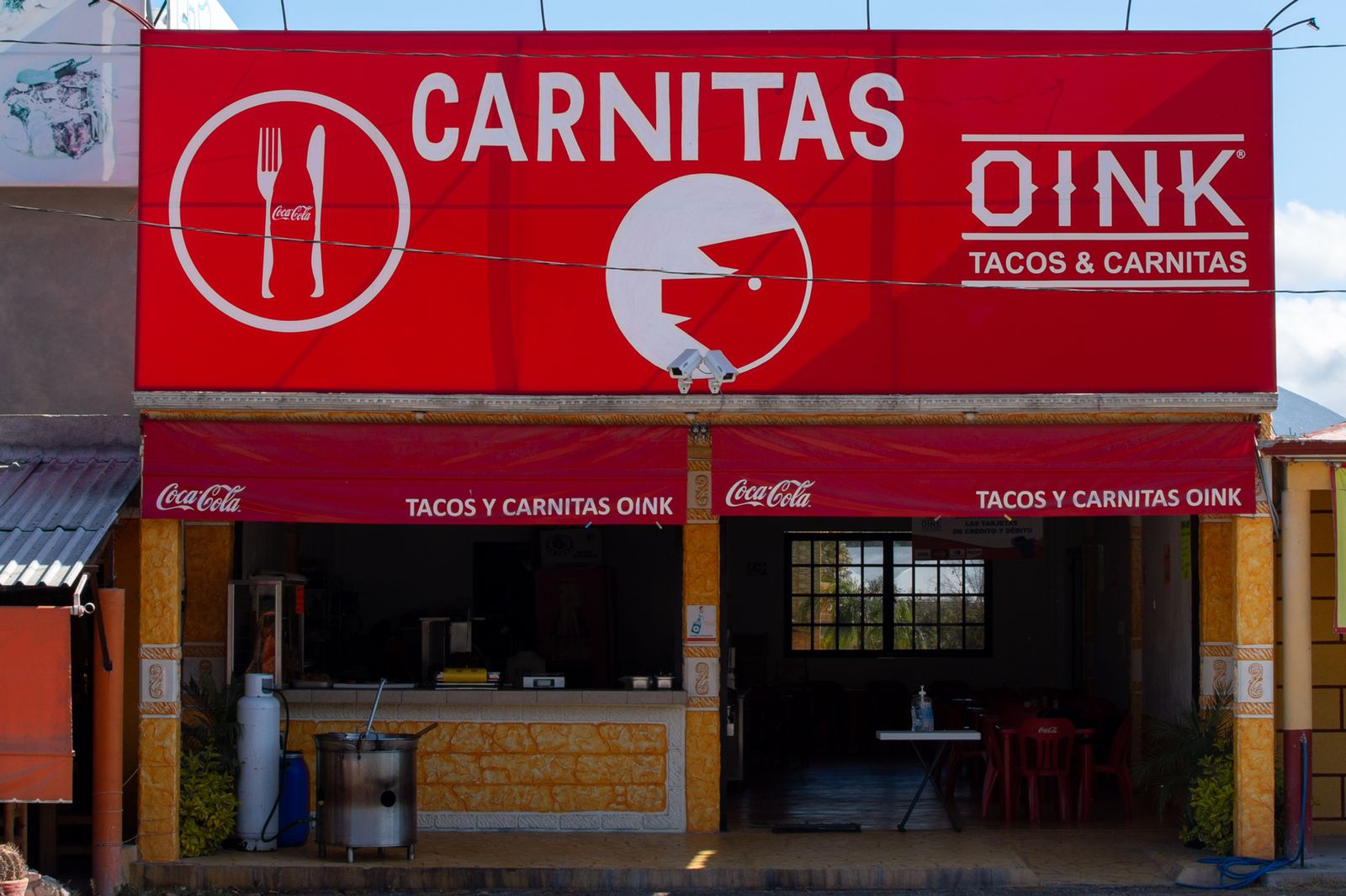 Carnitas OINK 3 en el Tephé image 1