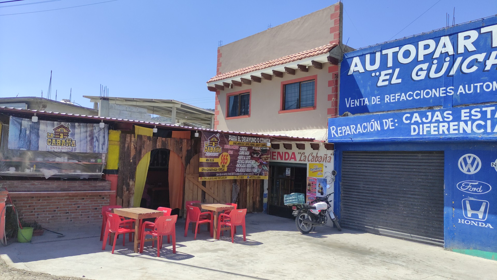 Antojitos La Cabaña image 6