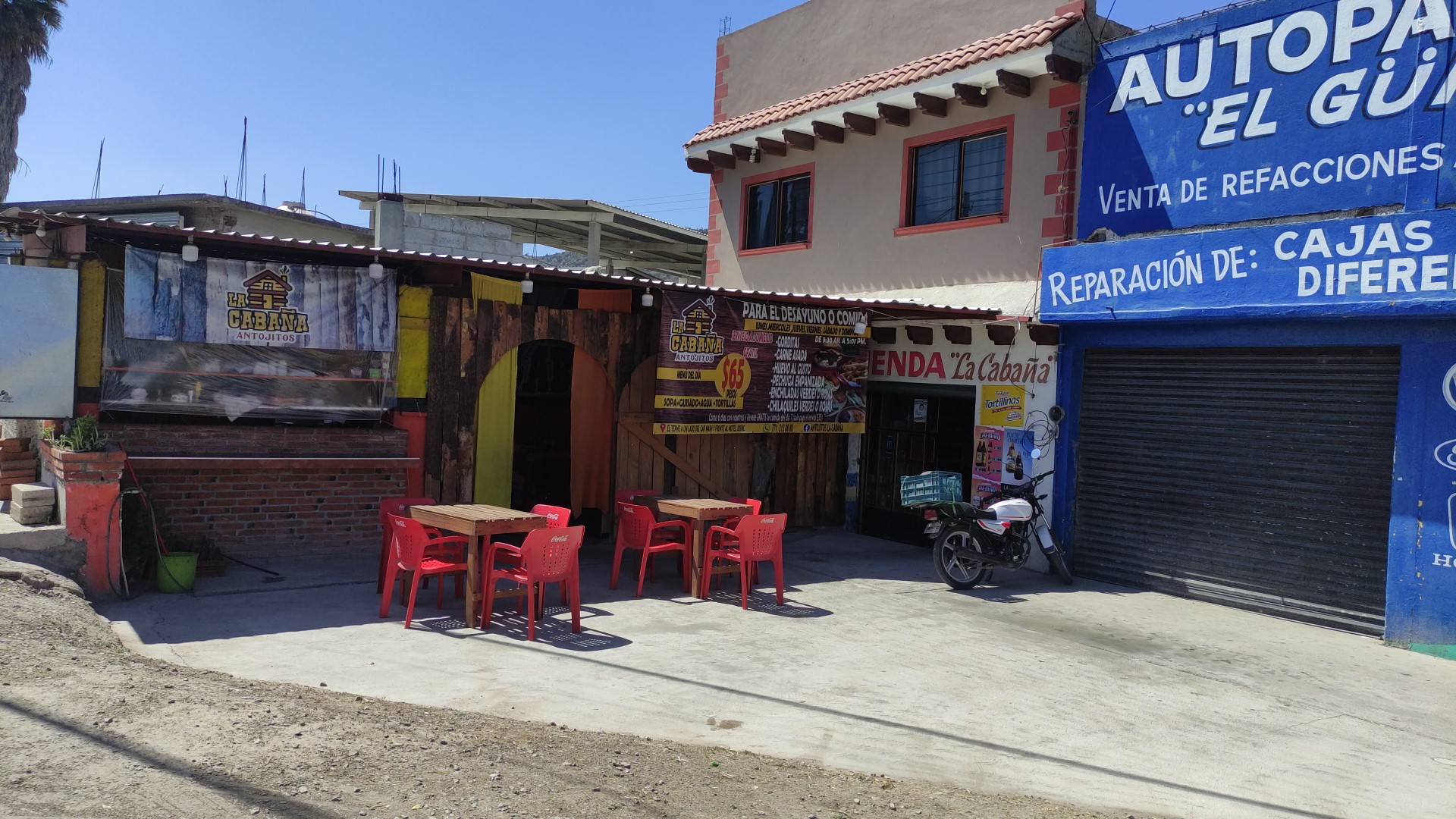 Antojitos La Cabaña image 7