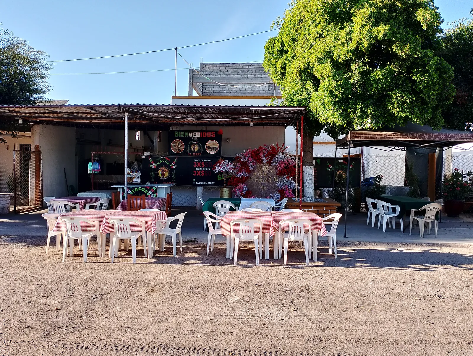 Tacos Y Tortas el Jerry image 6