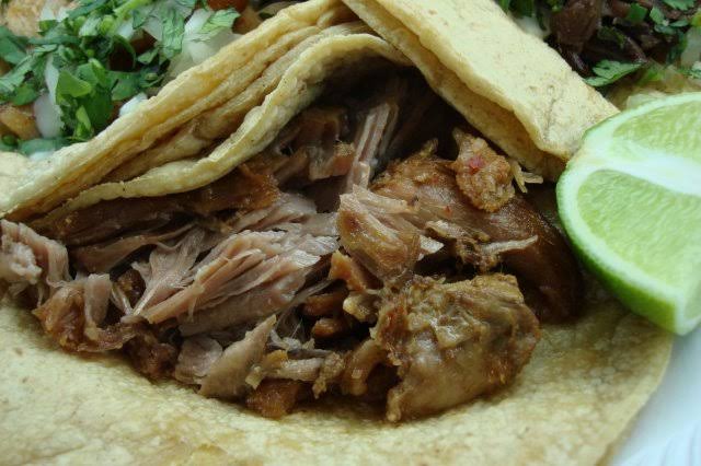Carnitas Y Tacos image 3