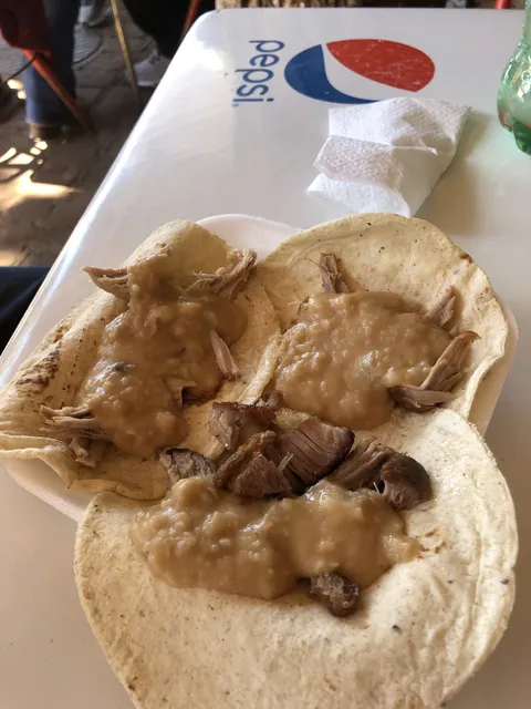Carnitas Y Tacos image 6