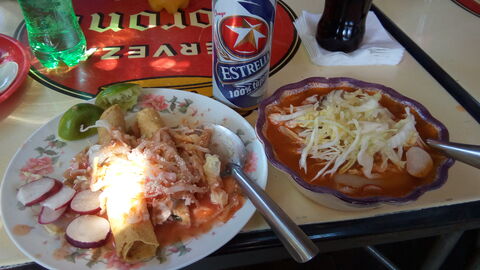 Carnitas Y Tacos image 8