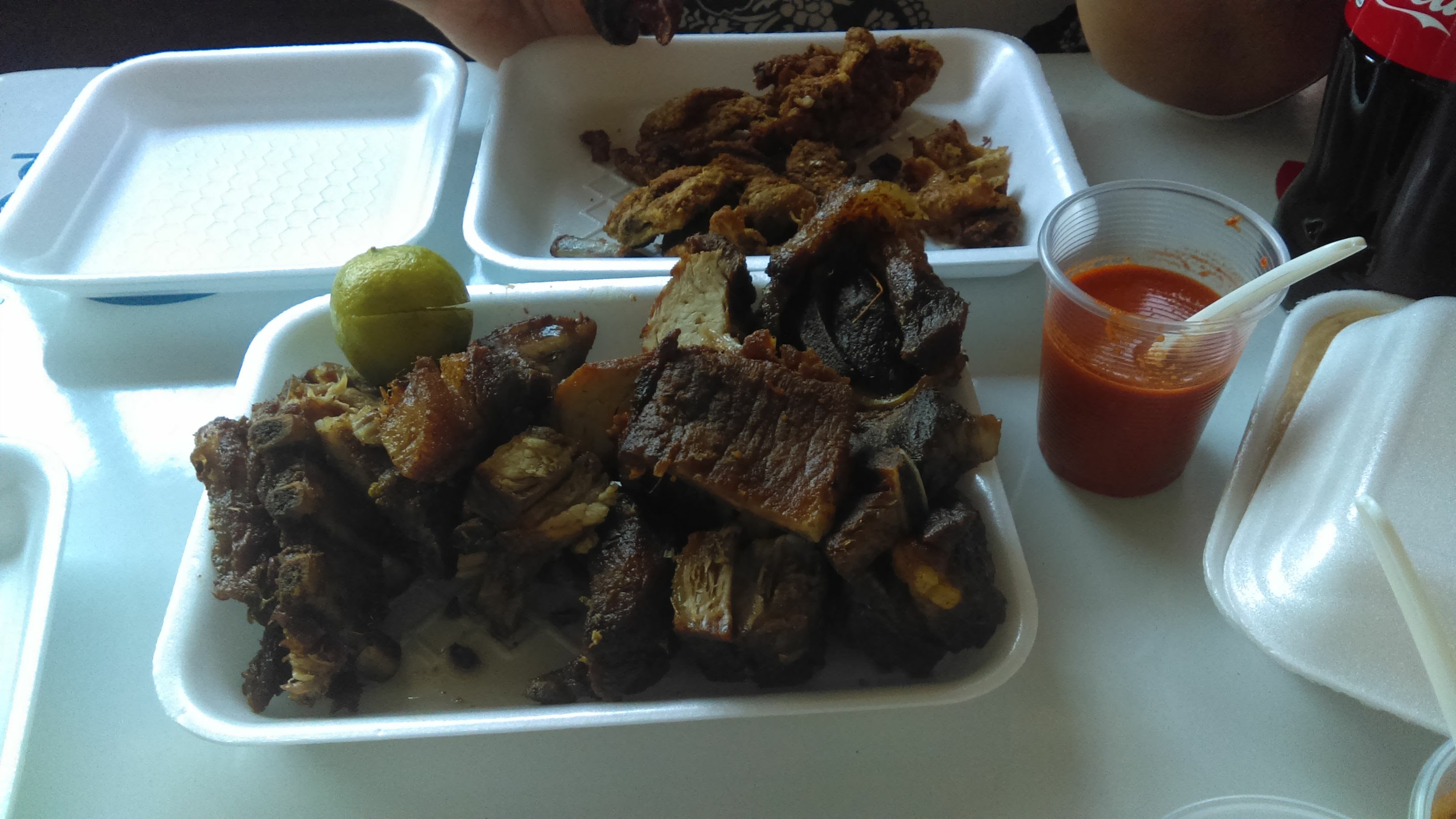 Carnitas Y Tacos image 9