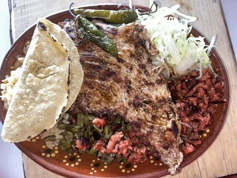 "Antojitos Andy" image 6