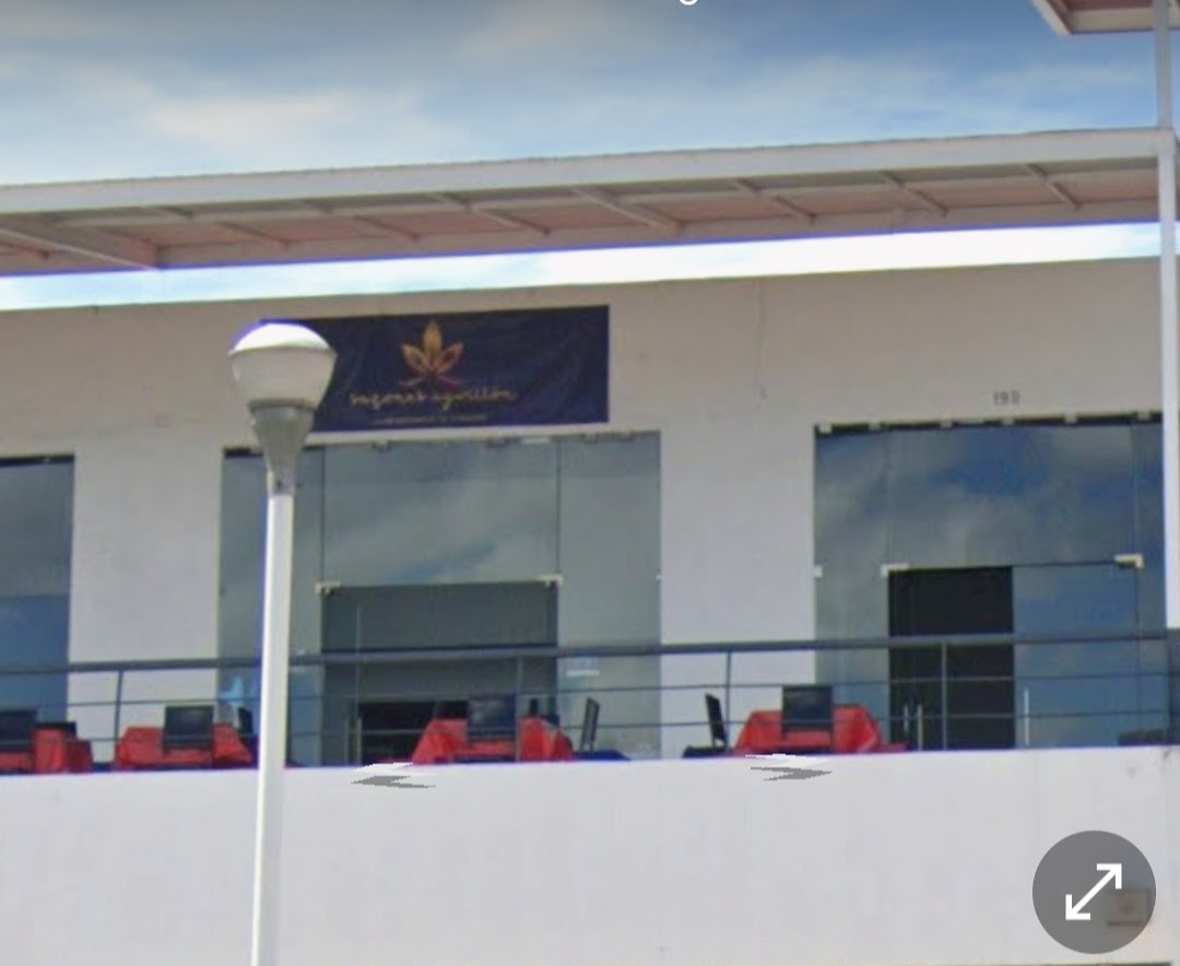 Salones Aguillón image 2