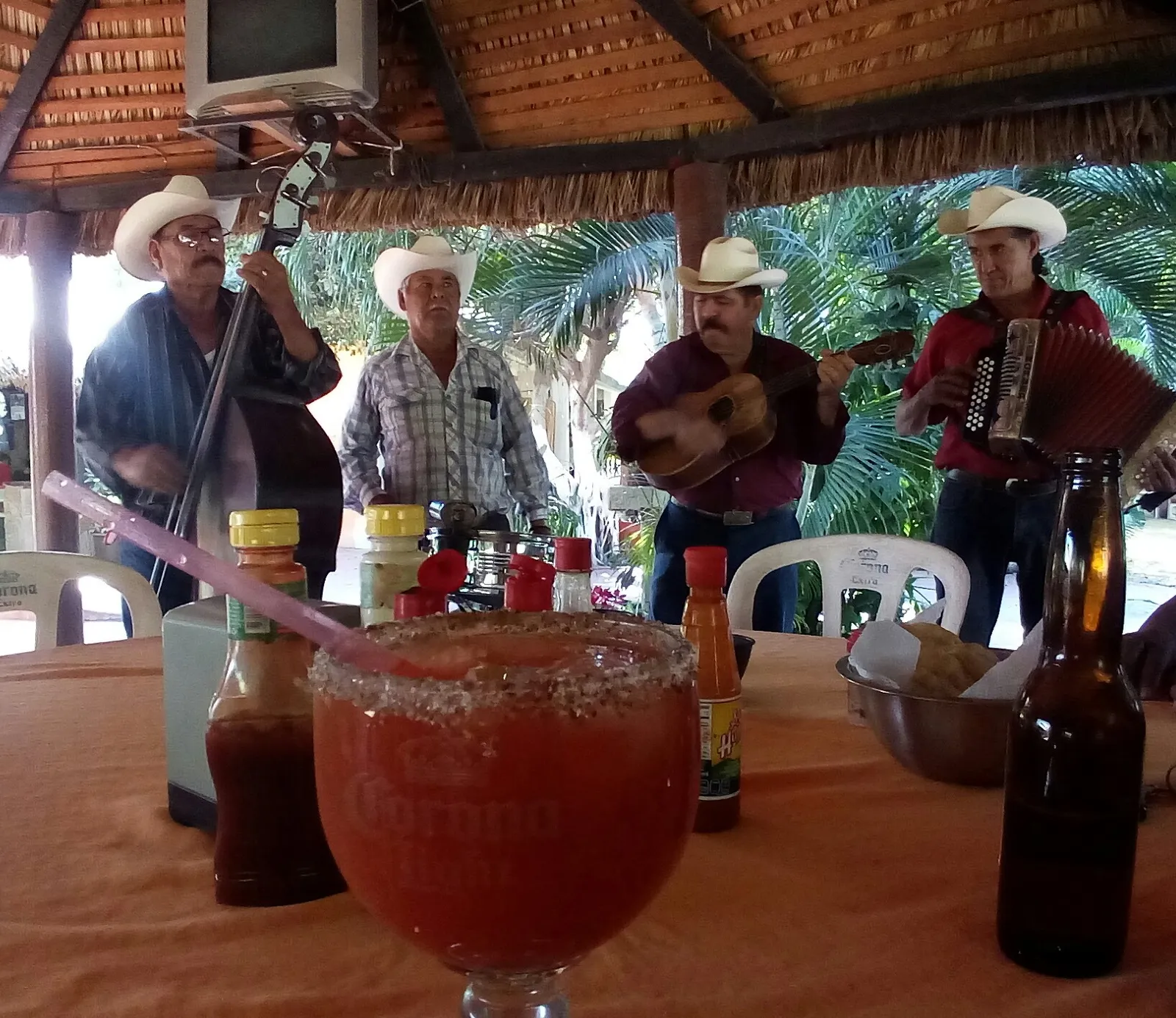 Restaurante Los Laureles image 2