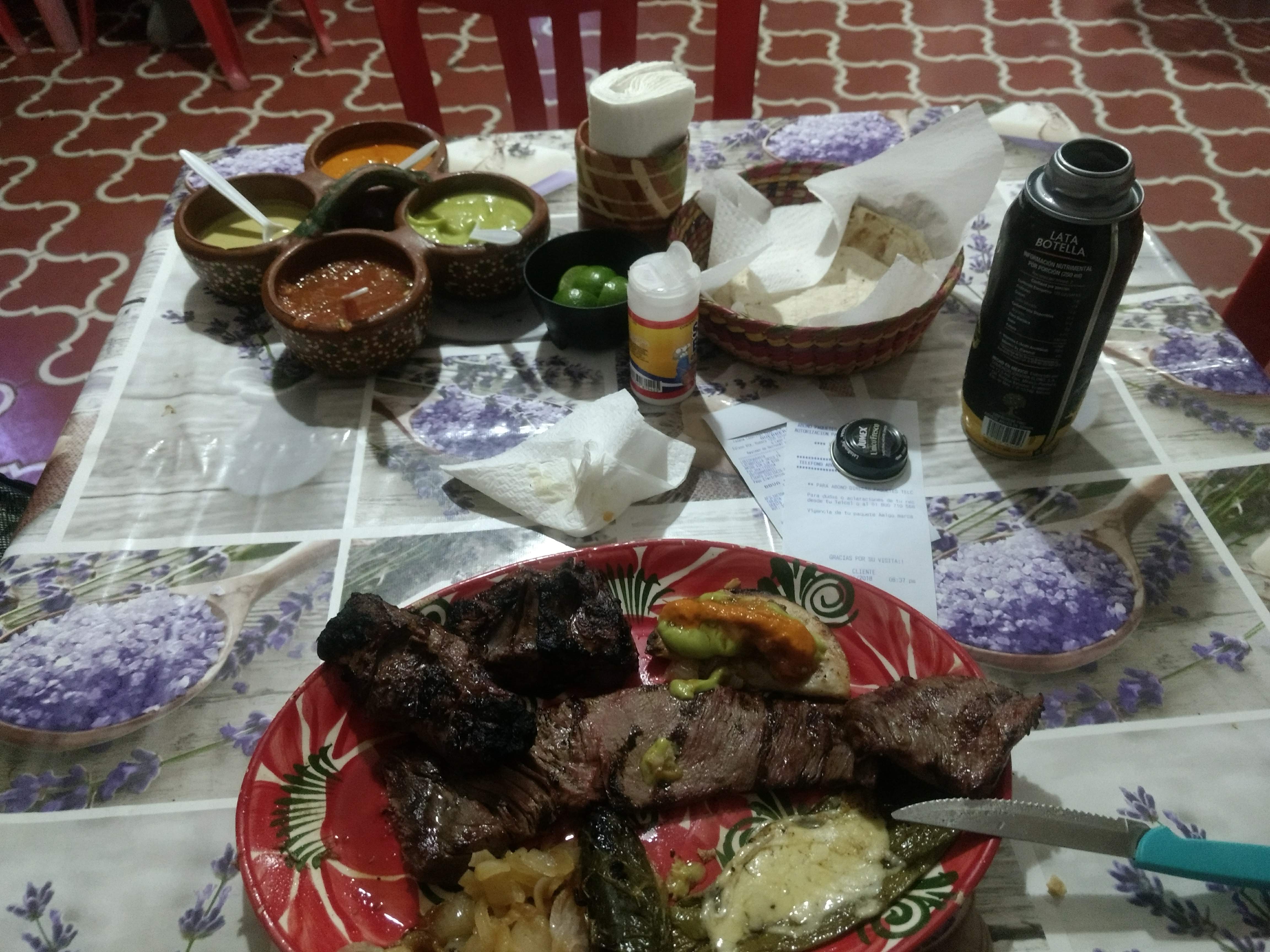 El Jardin De Los Filetes image 8