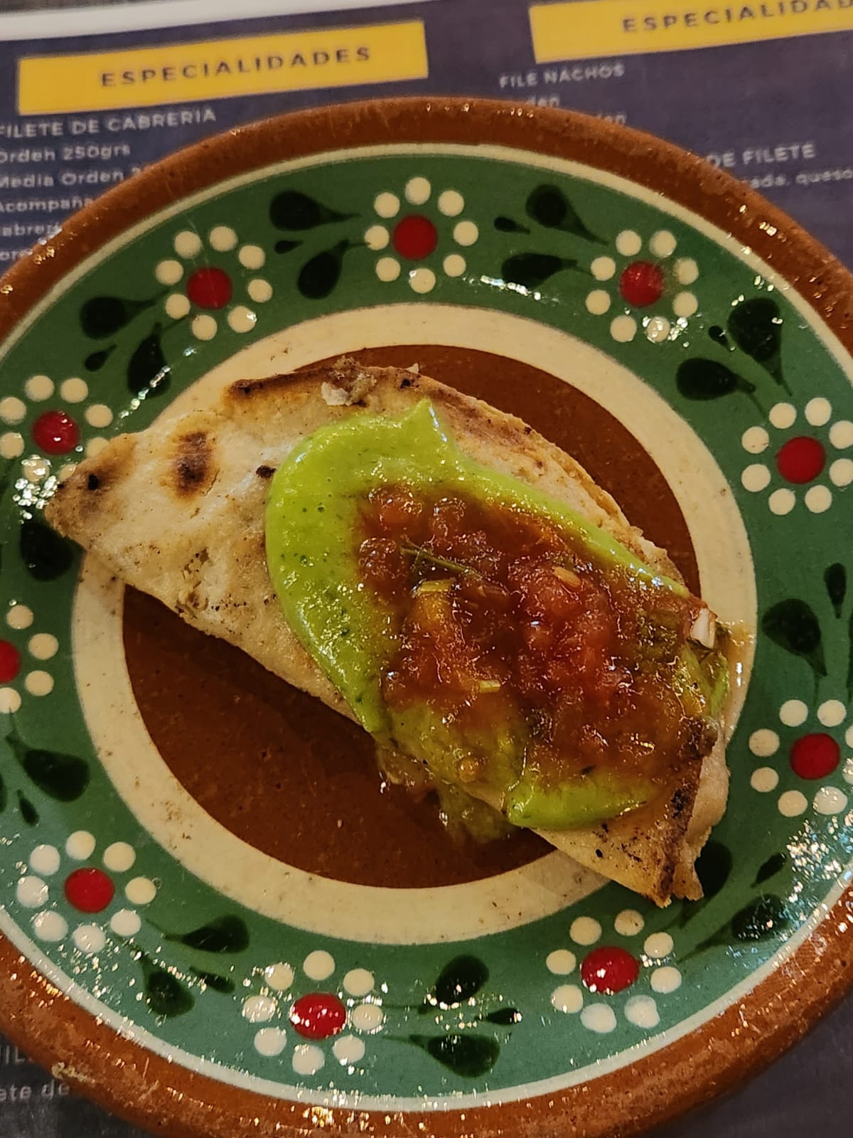 El Jardin De Los Filetes image 10