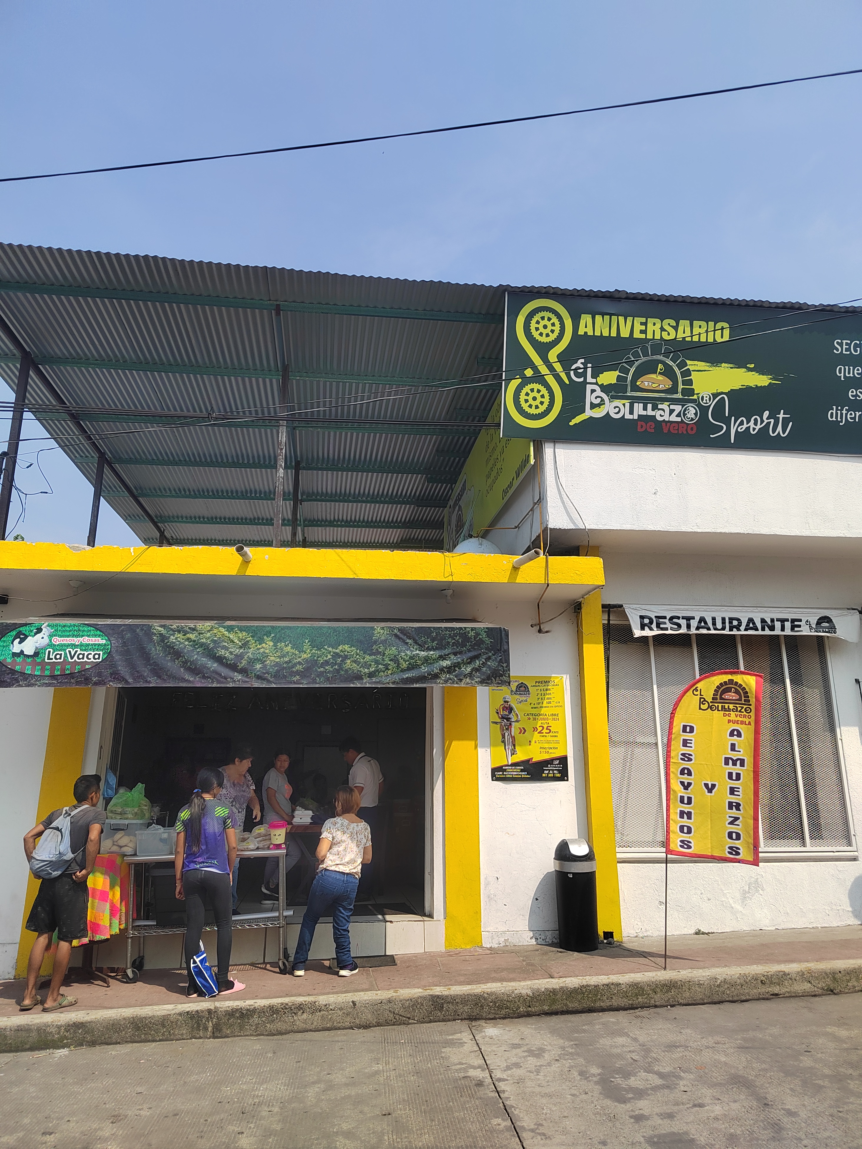 El Bolillazo image 5