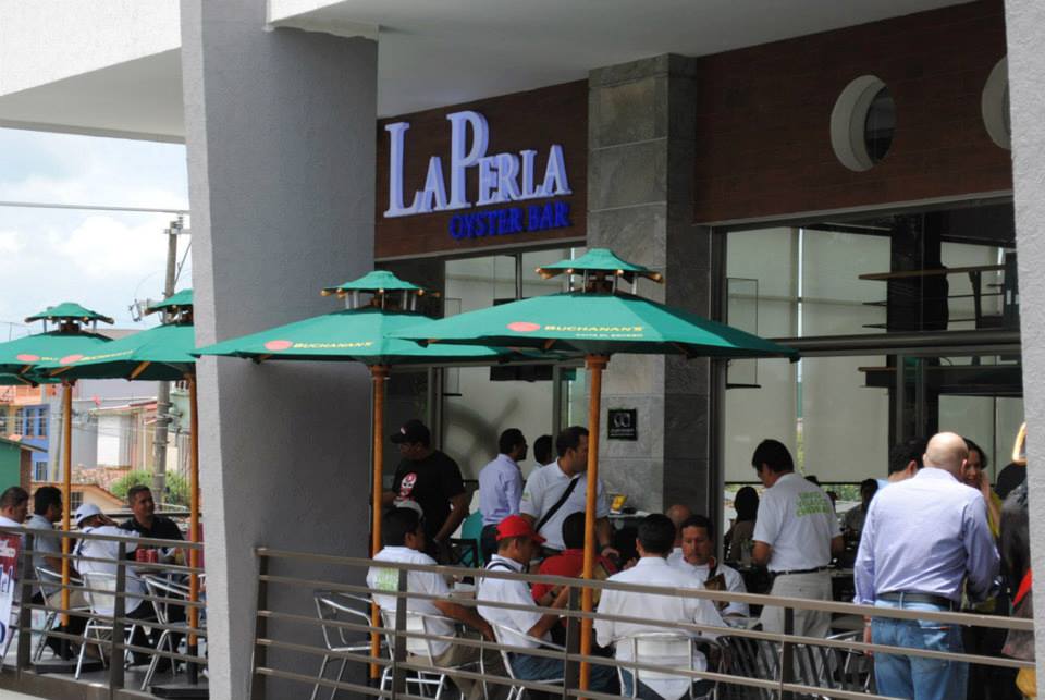 La Perla Oyster Bar Sucursal Tejar image 1