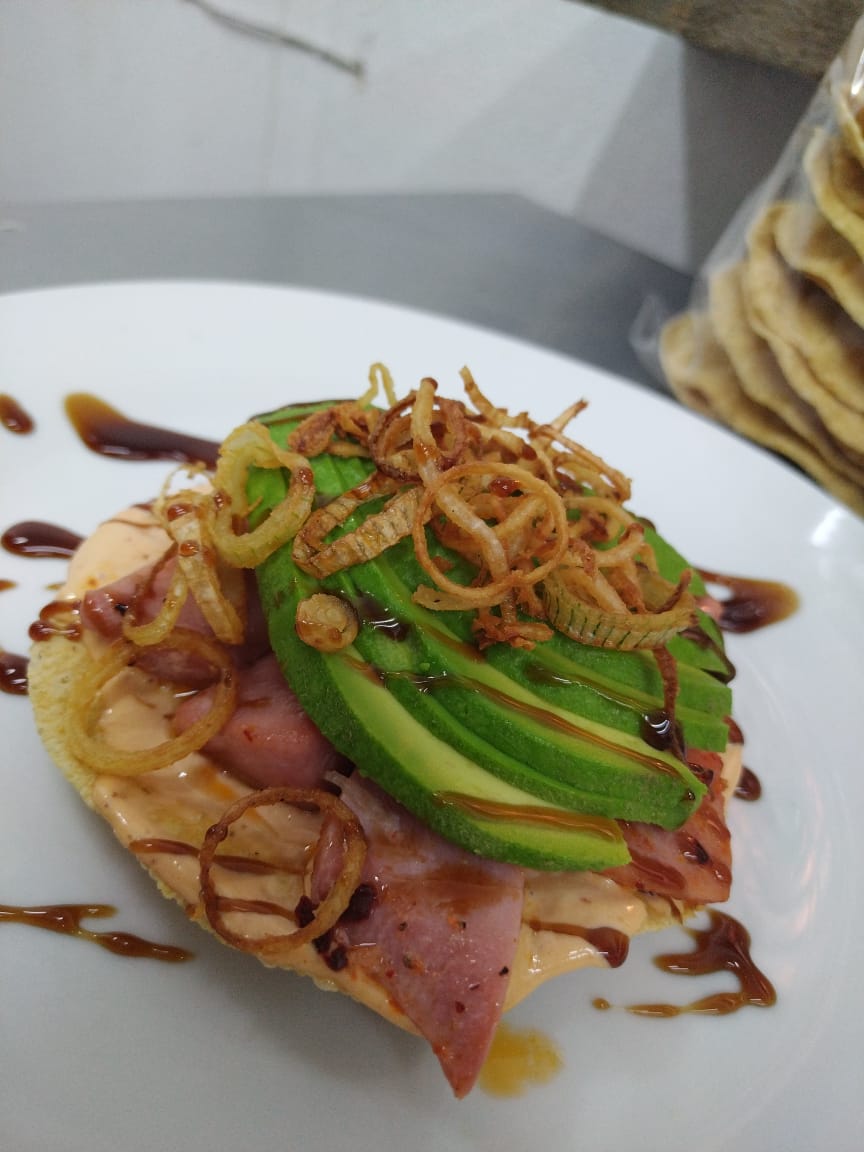 Mariscos Santomar image 8