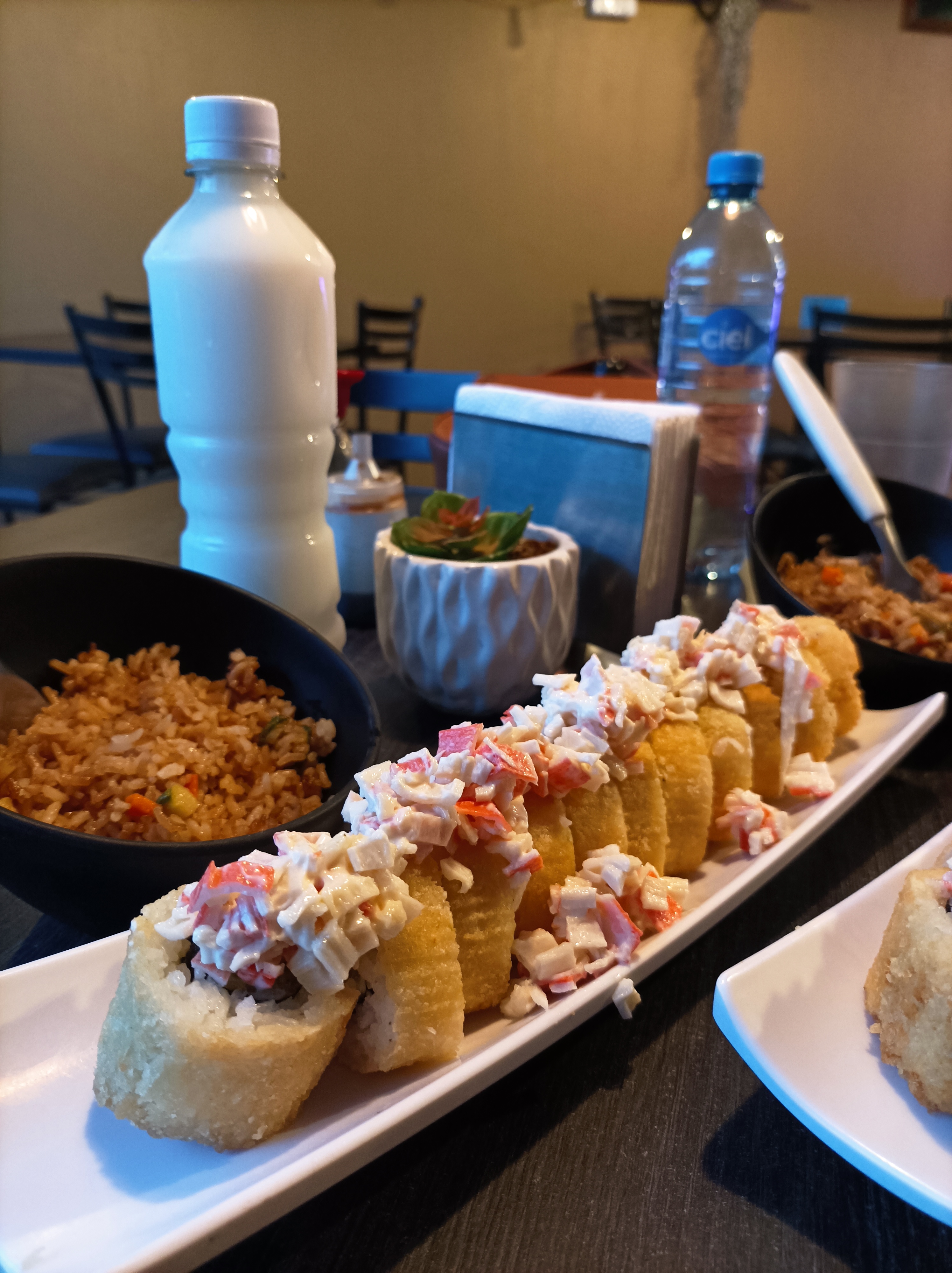 7 Rollos - Sushi & Seafood image 1