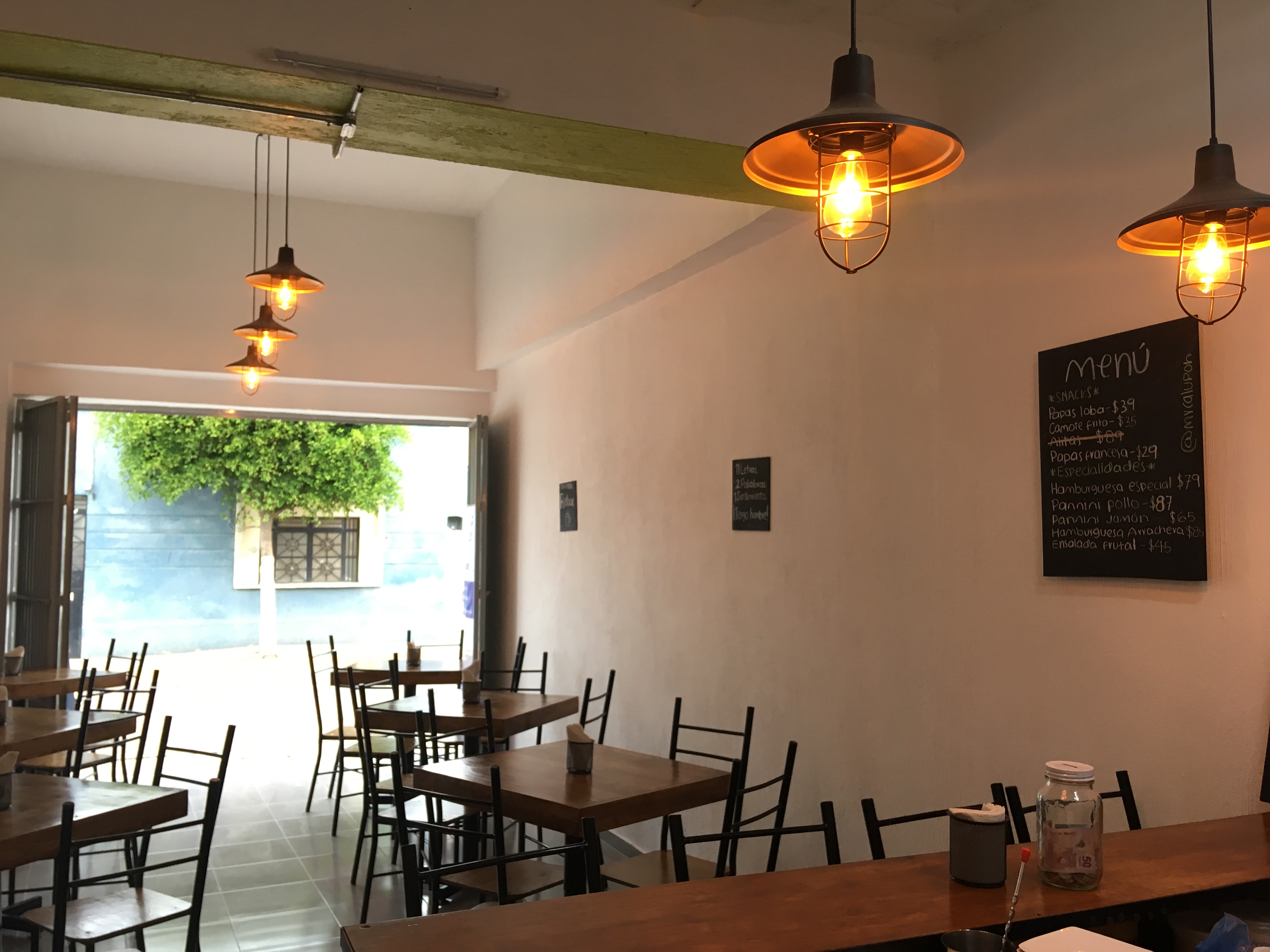 Mr. Calupoh - Restaurante image 1